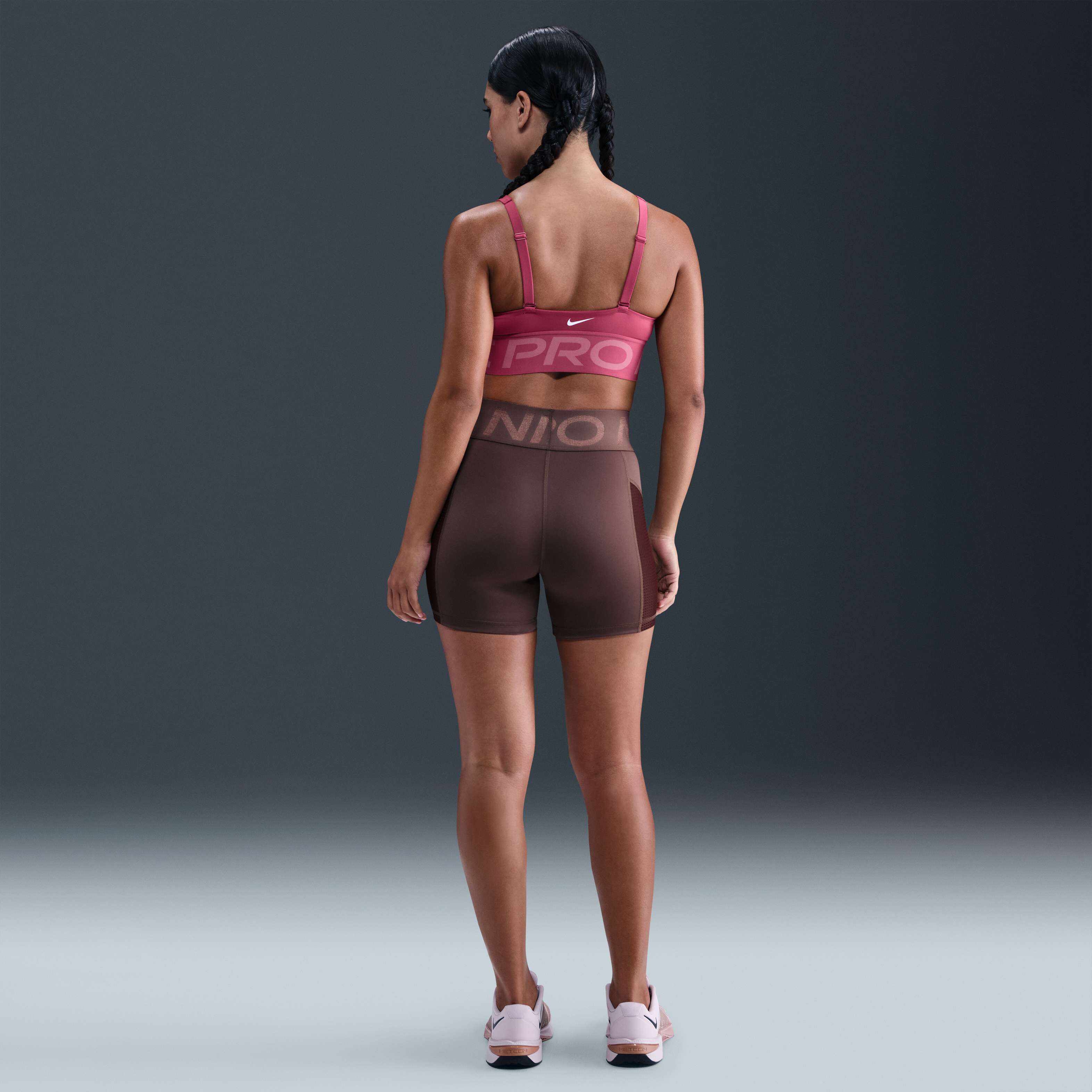 Nike Pro Sculpt image number 3
