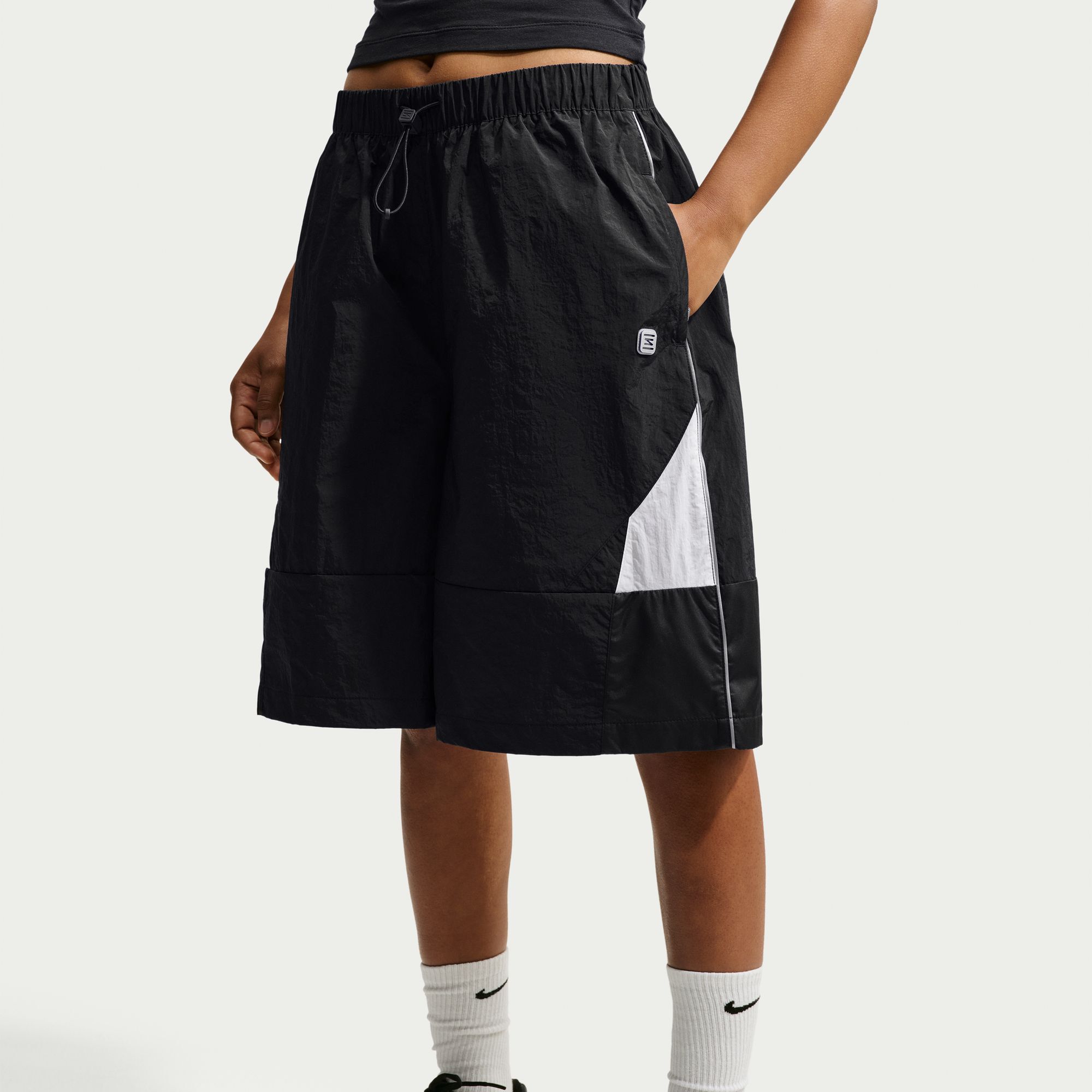 Nike Sportswear image number 2