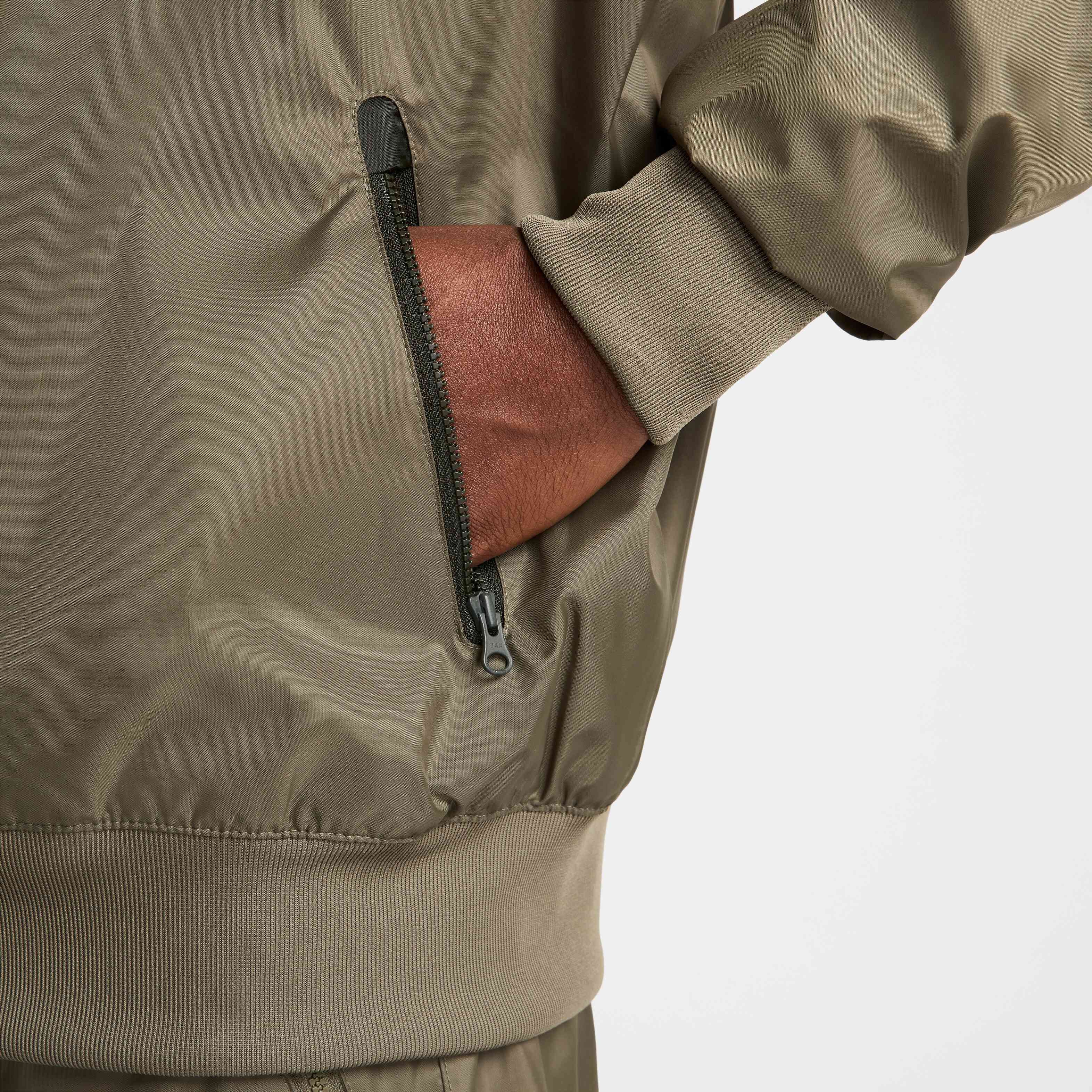 نايكي سبورتسوير ويندرانر image number 5