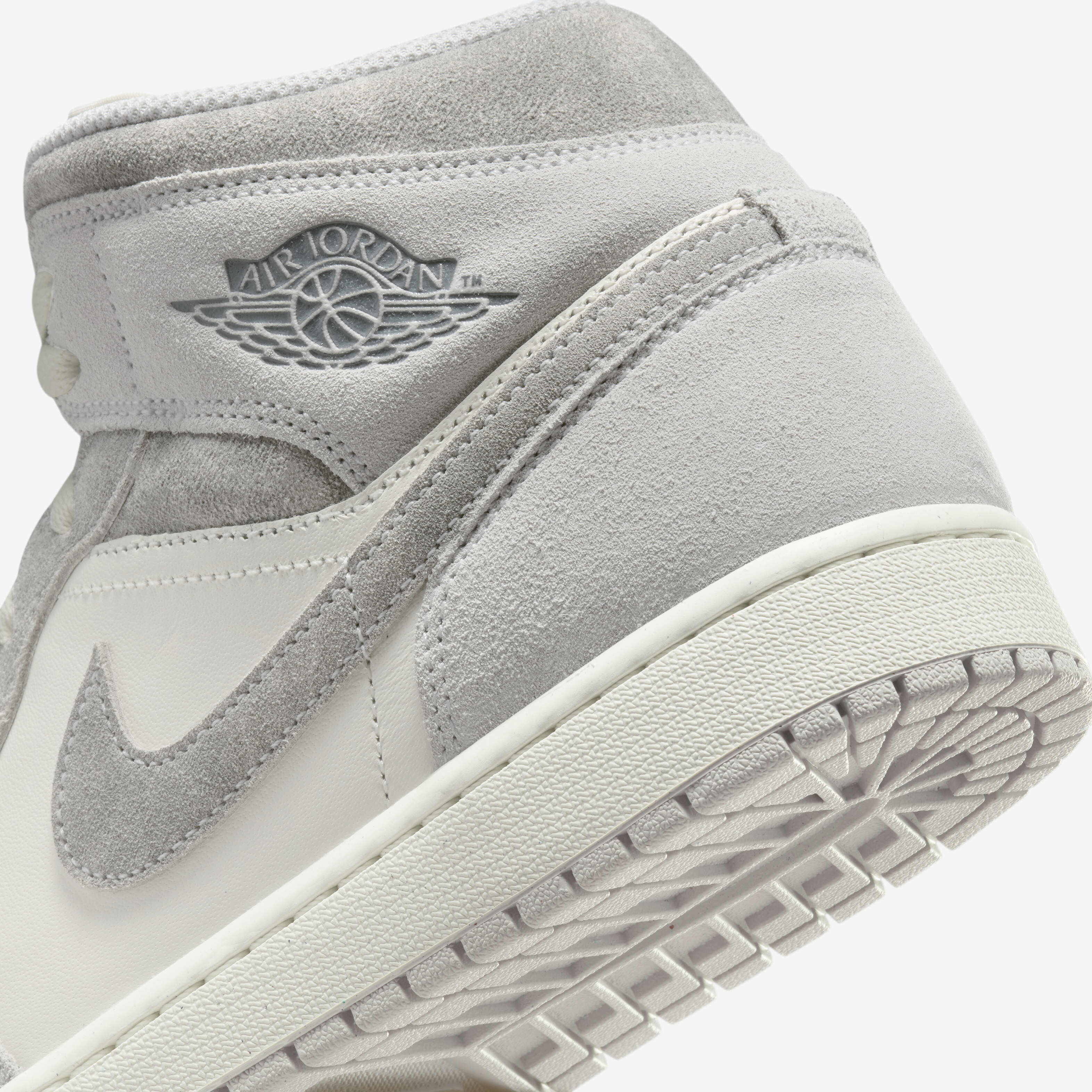 Buy Air Jordan 1 Mid SE Men's Shoes - Neutral Grey/Sail