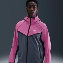 Nike Tech