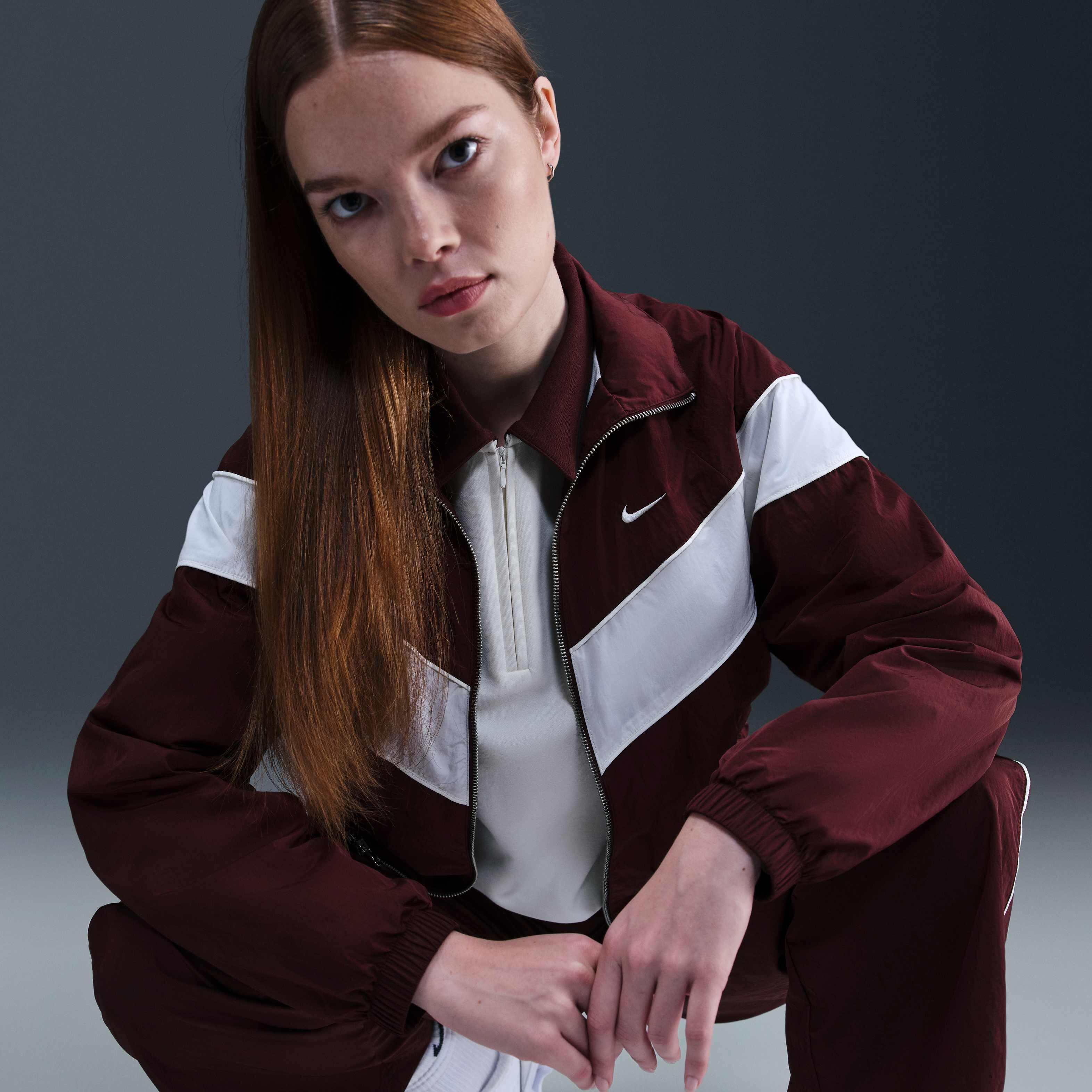 Nike Windrunner image number 2
