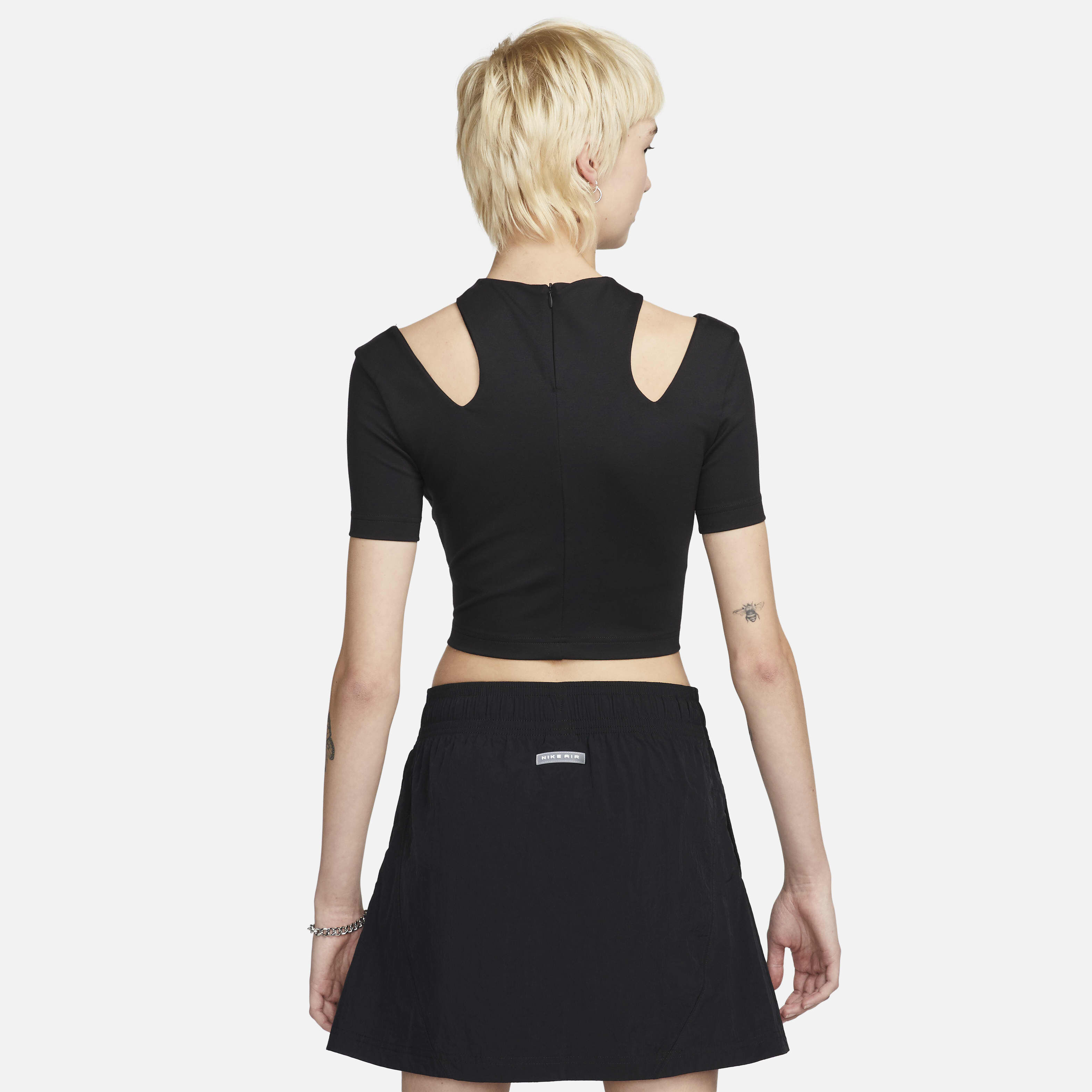 Nike Sportswear Essentials image number 1