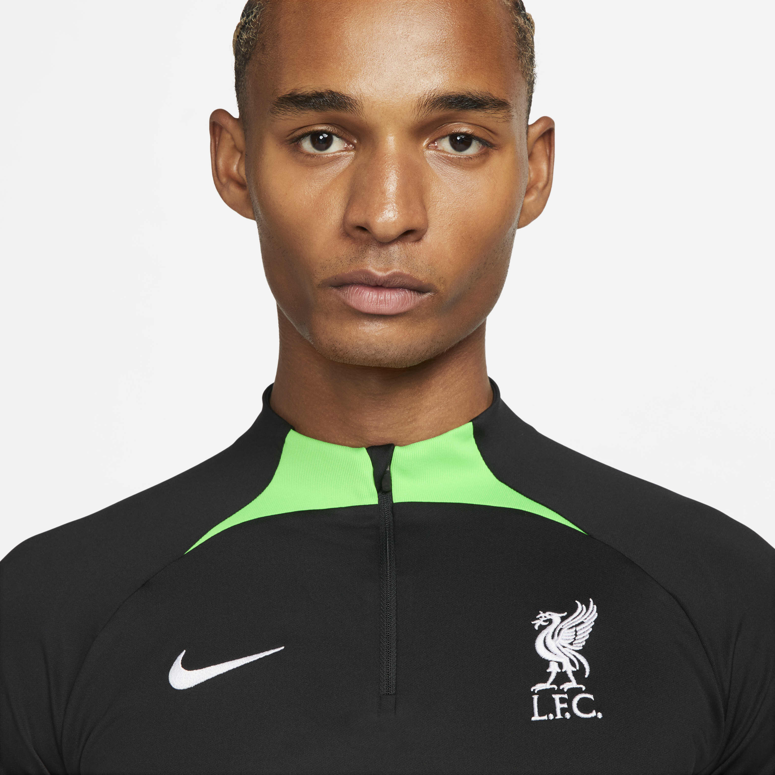 Liverpool F.C. Strike image number 2