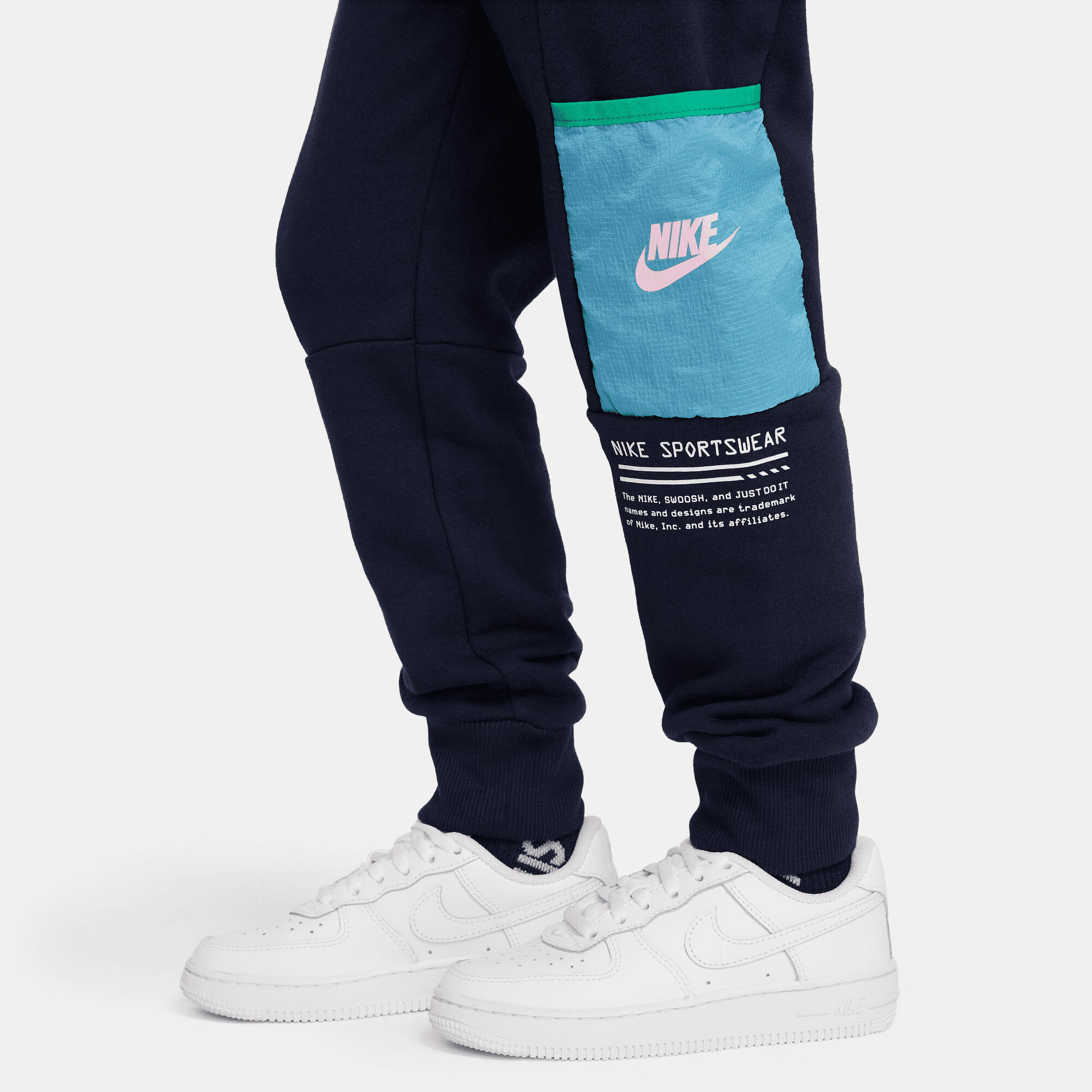 Nike Sportswear Paint Your Future image number 3