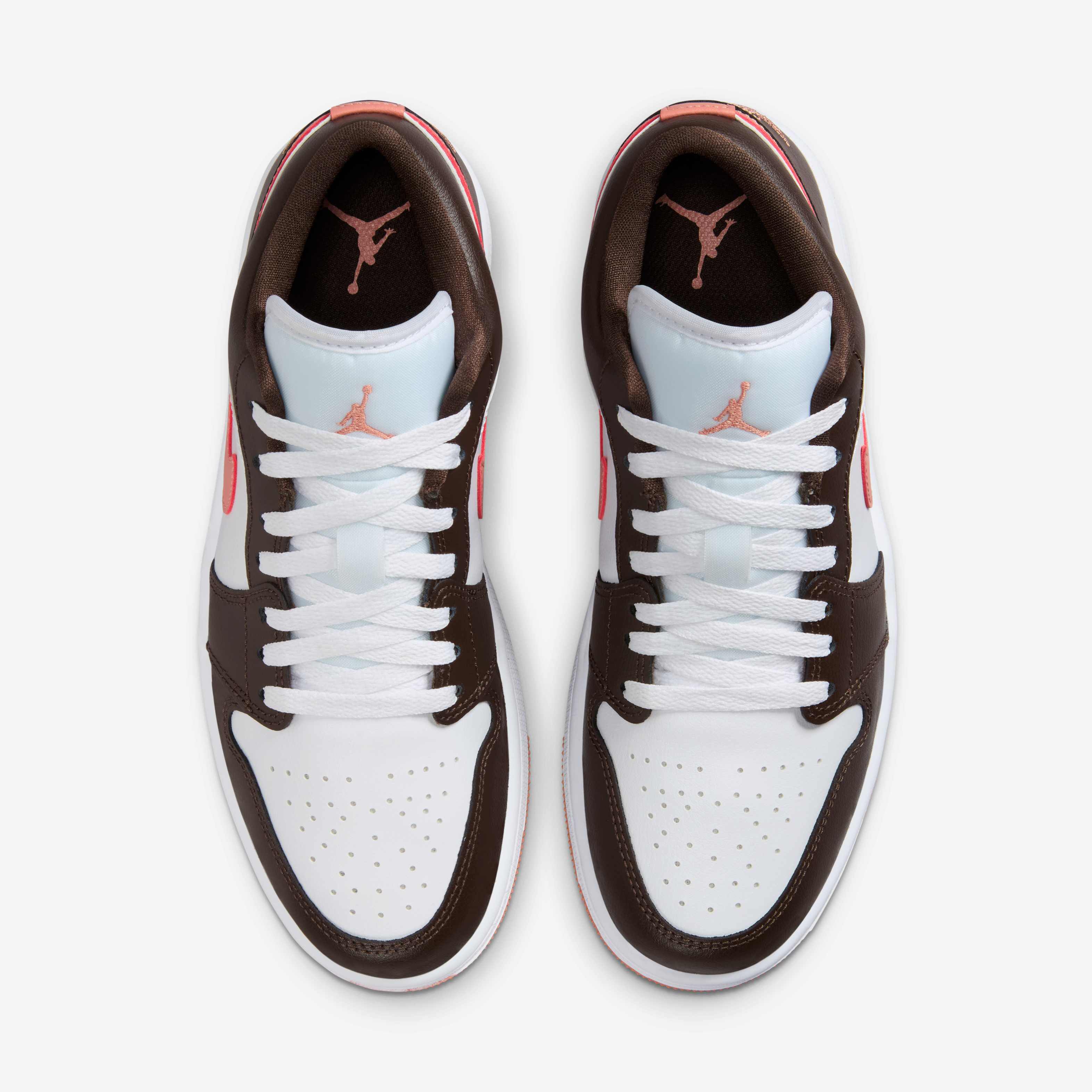 اير جوردن 1 لو image number 3