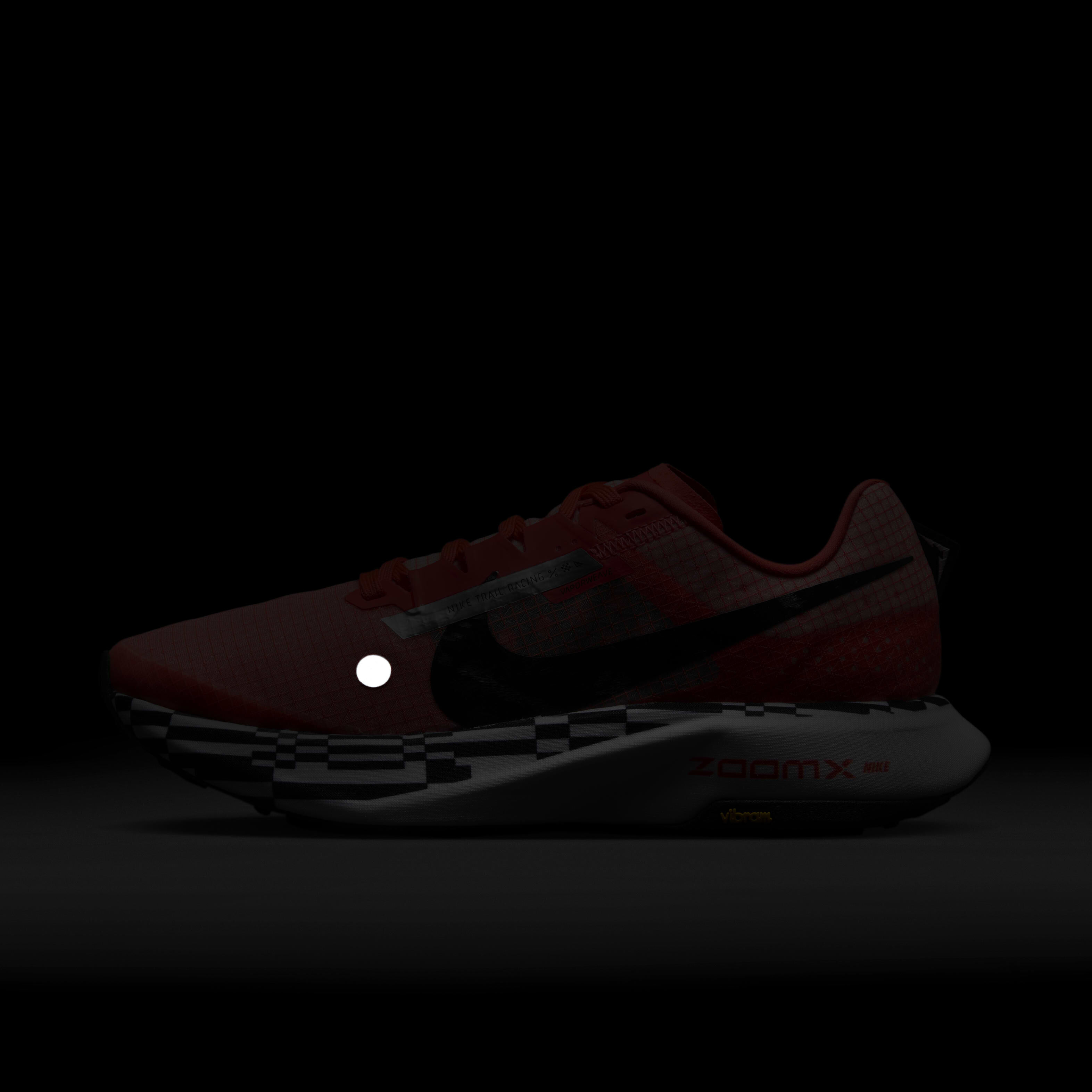 نايكي الترافلاي image number 8