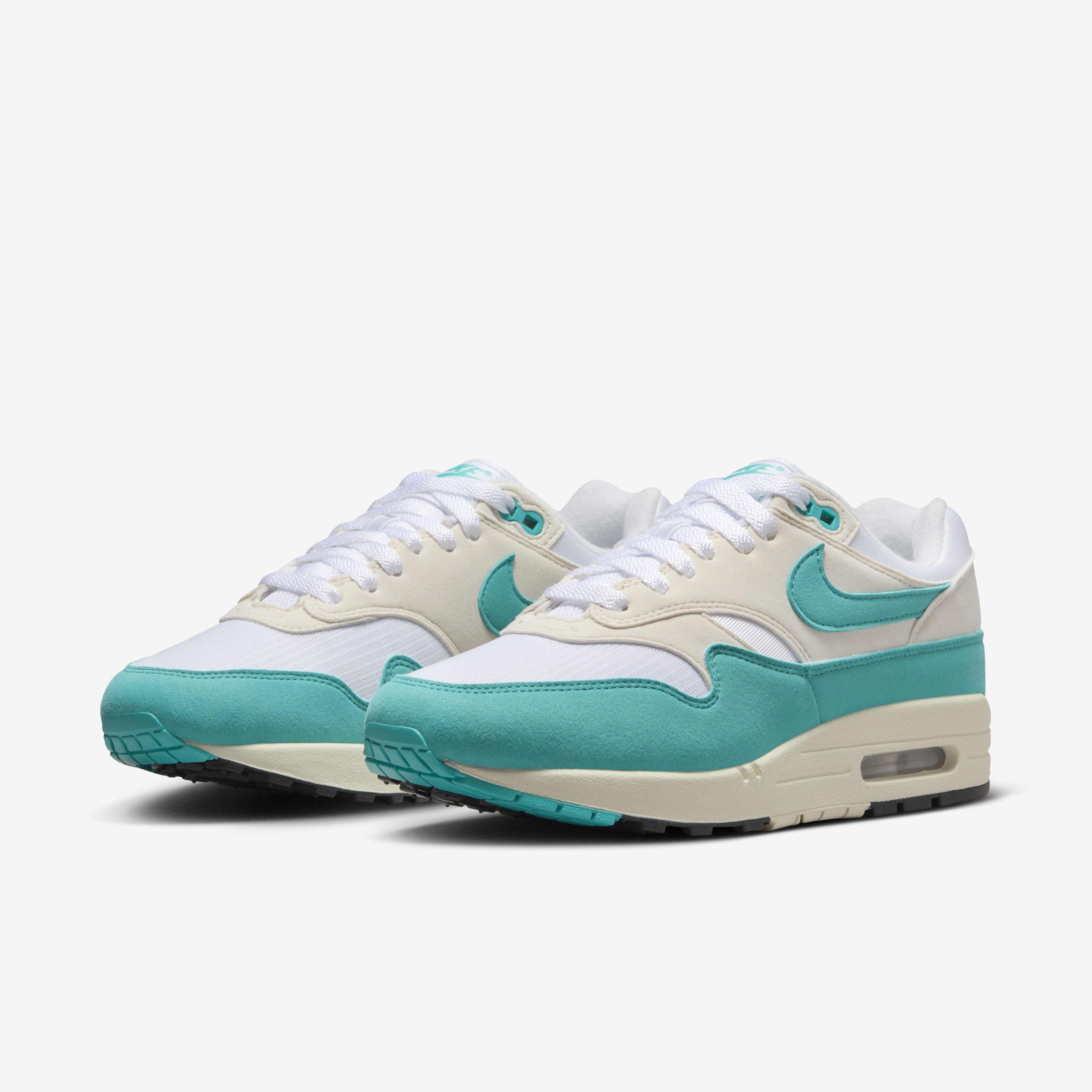 Nike Air Max 1 image number 4