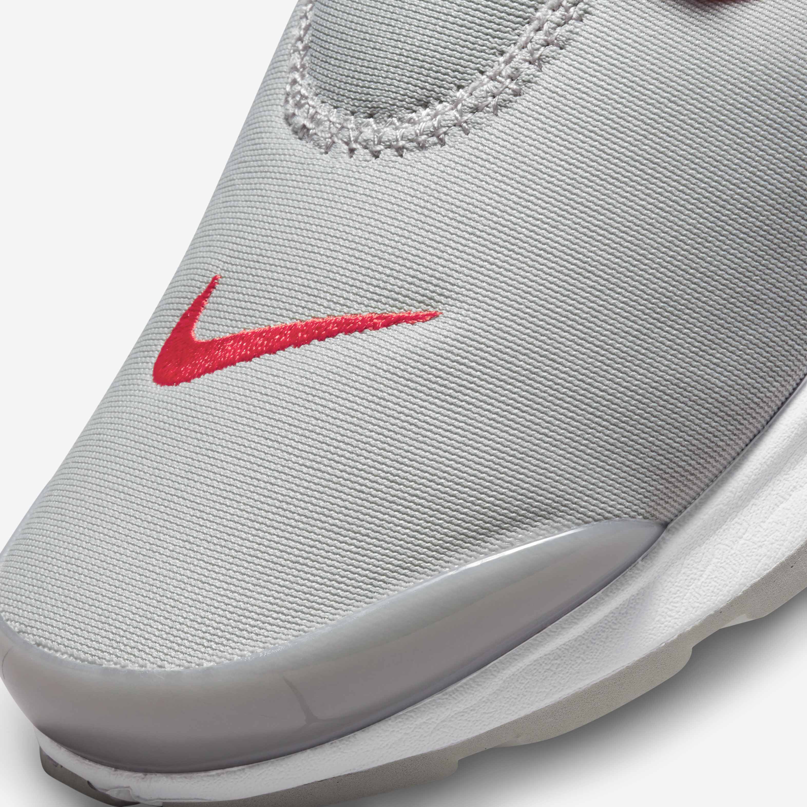 Nike Air Presto image number 6