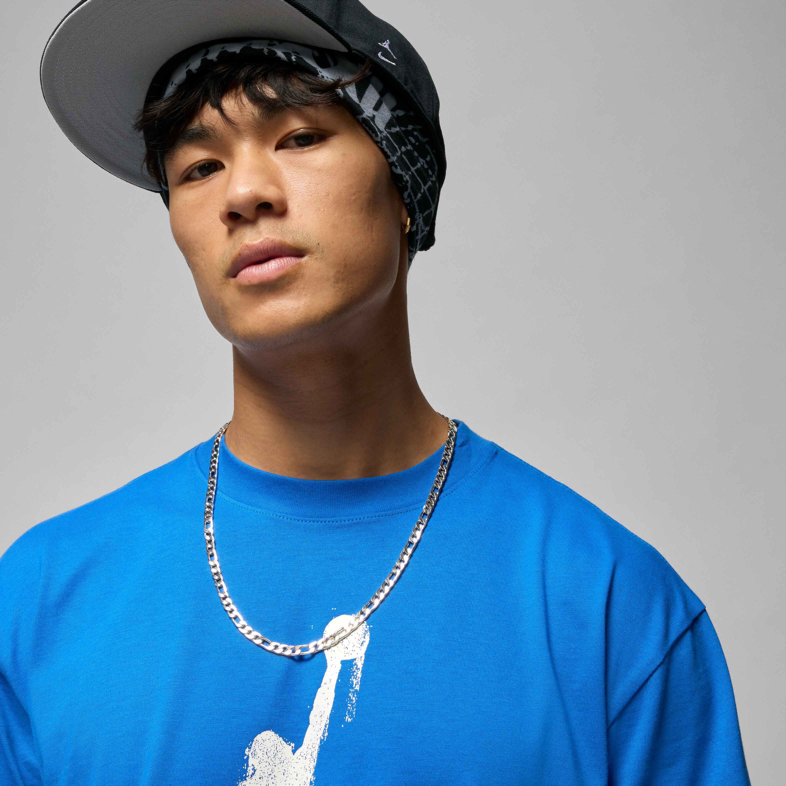 Jordan Brooklyn image number 2