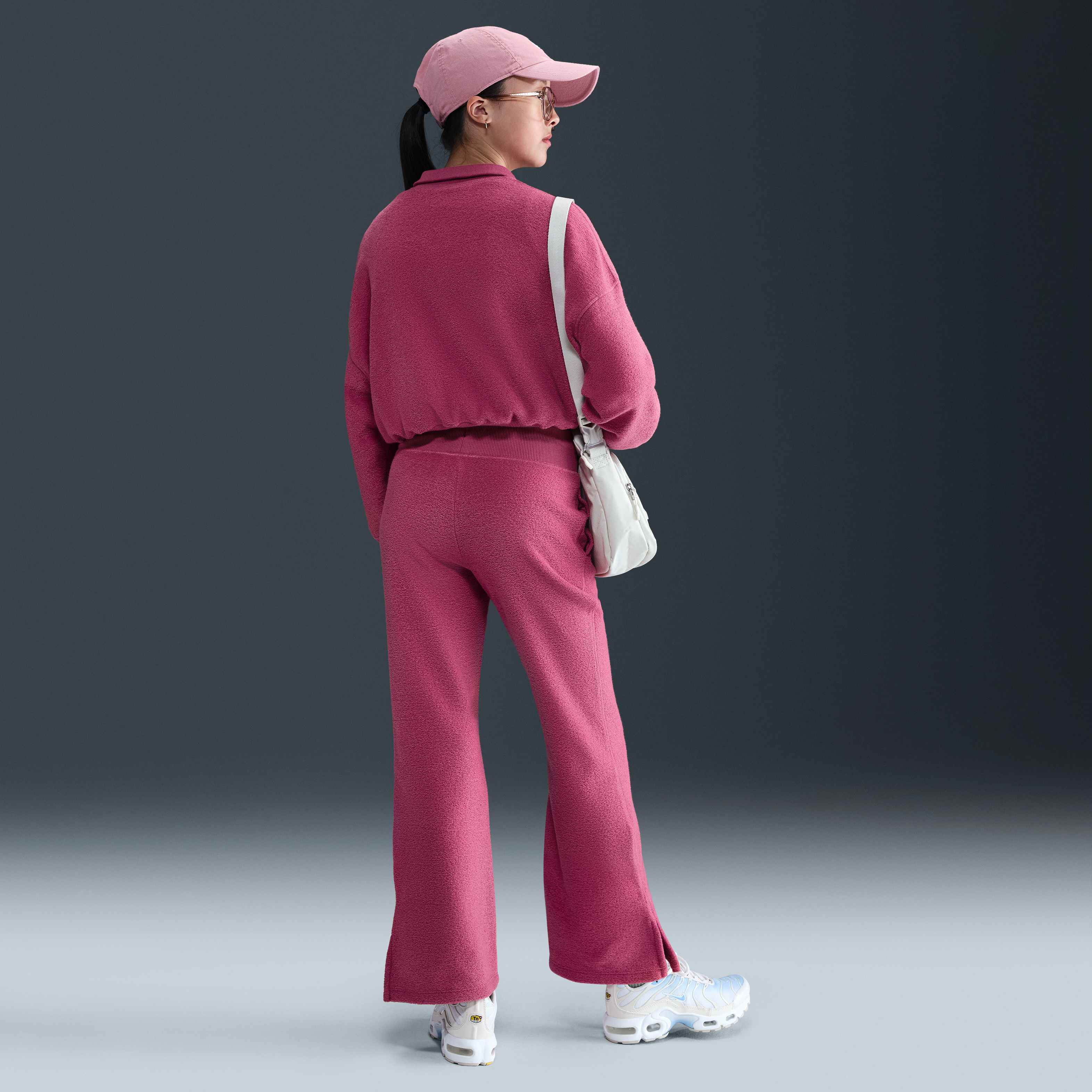 نايكي سبورتسوير image number 3