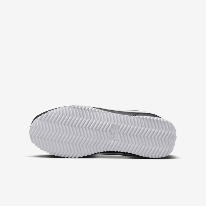 Nike Cortez image number 1 Nike Cortez image number 1