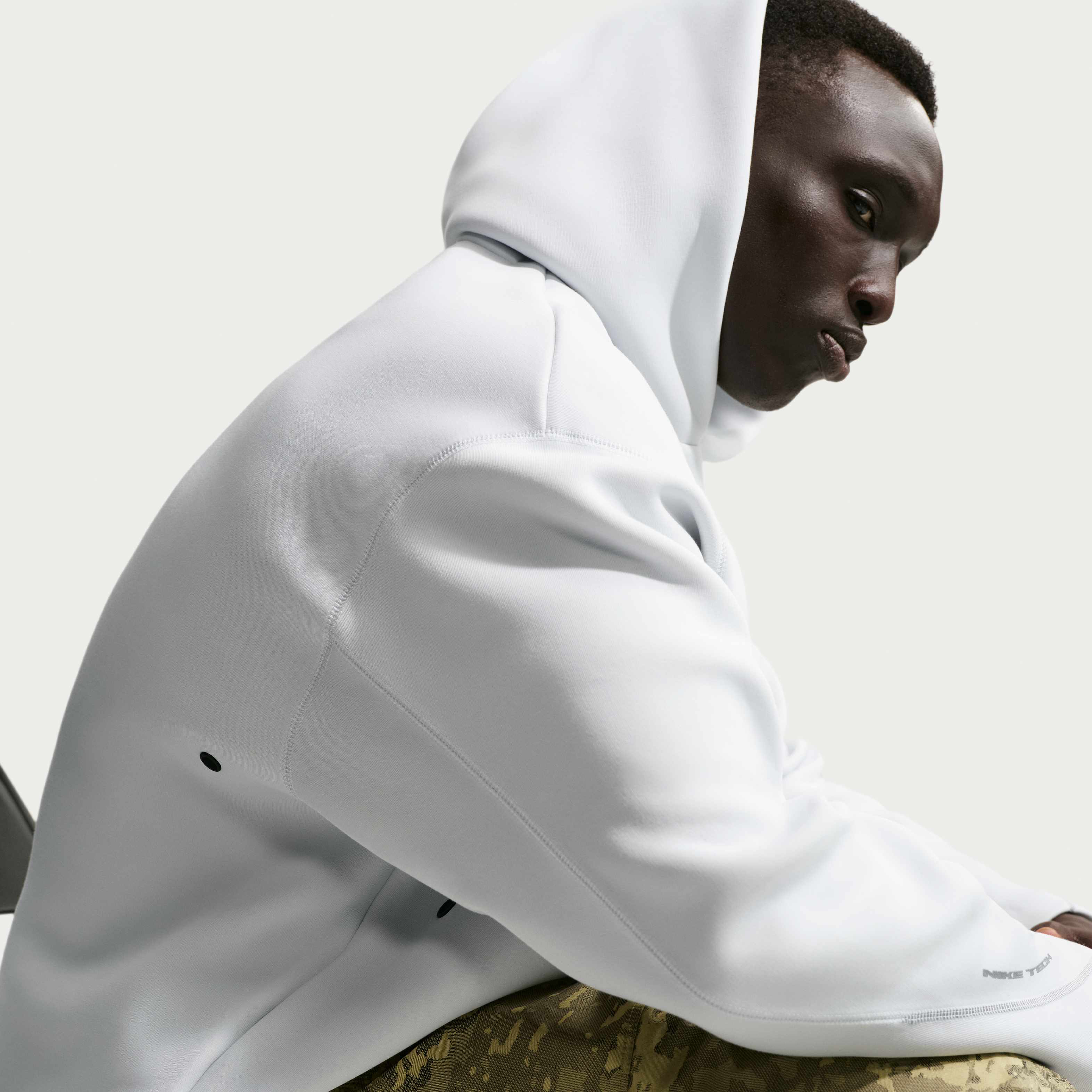 Nike Tech image number 2