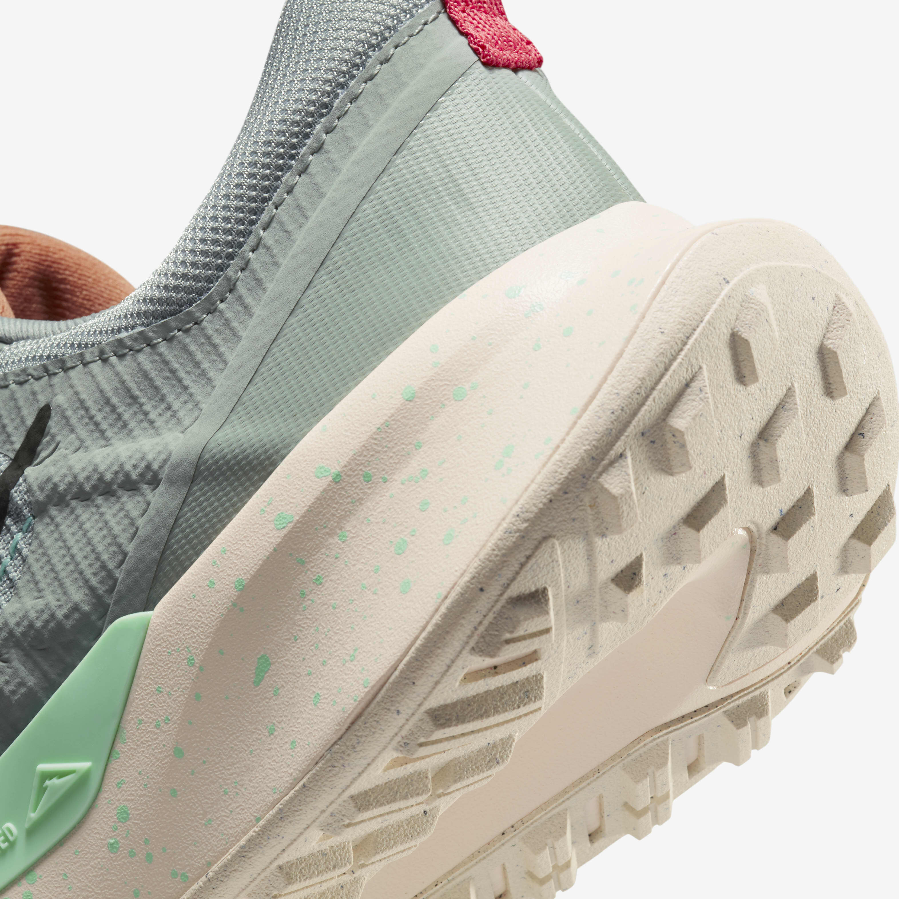 نايكي جونيبار تريل 2 نيكست نيتشر image number 7