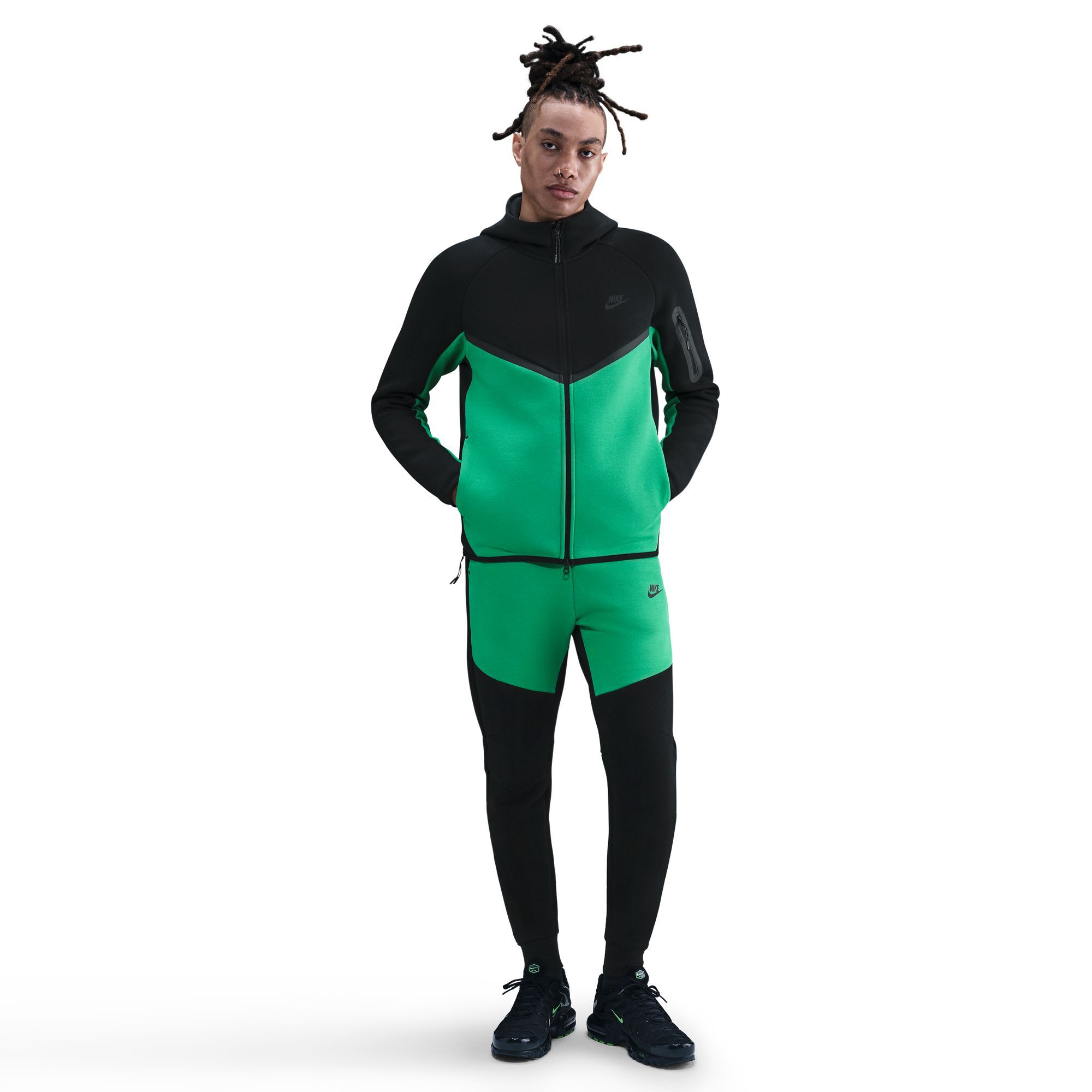 Nike Tech image number 4