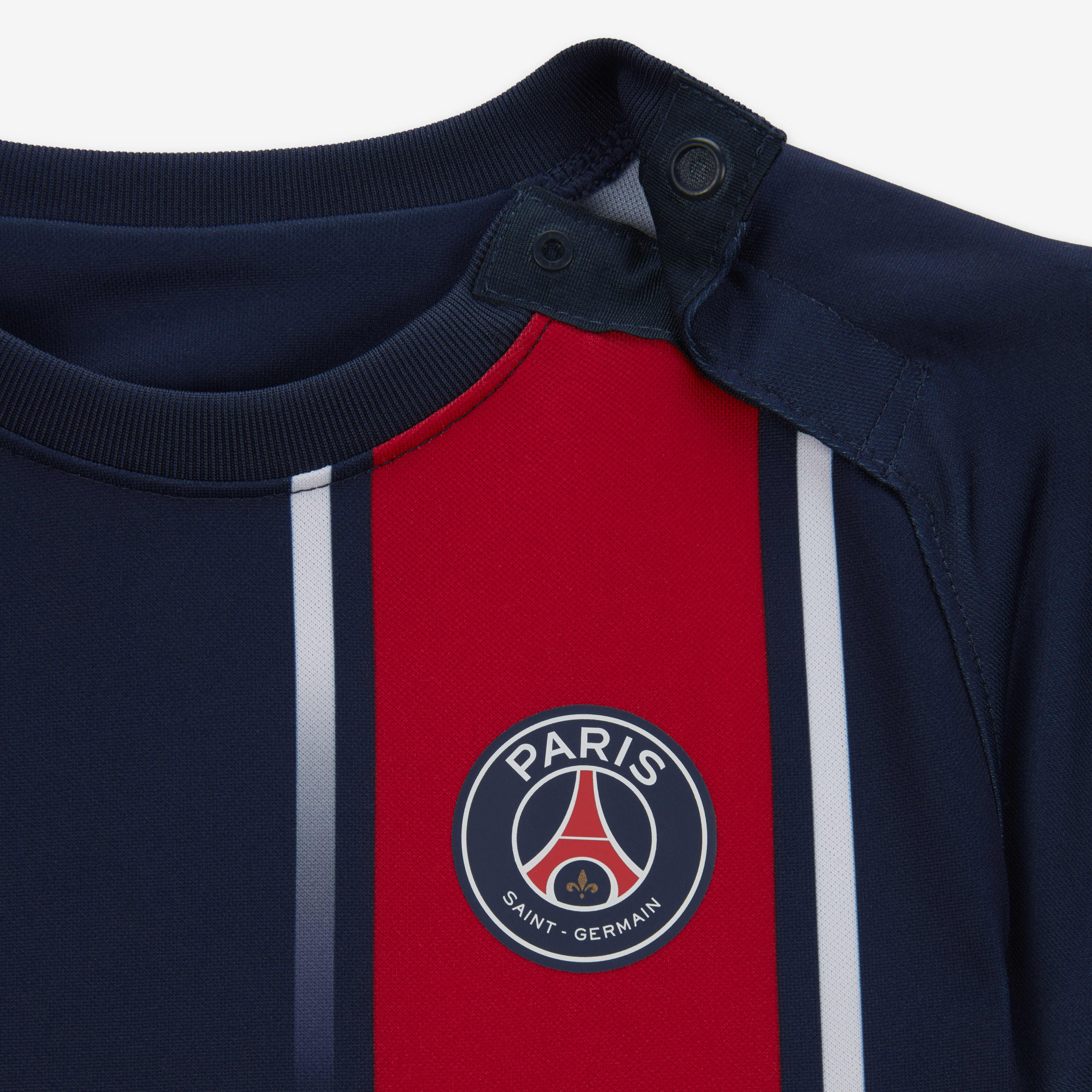 Paris Saint-Germain 2023/24 Home image number 2