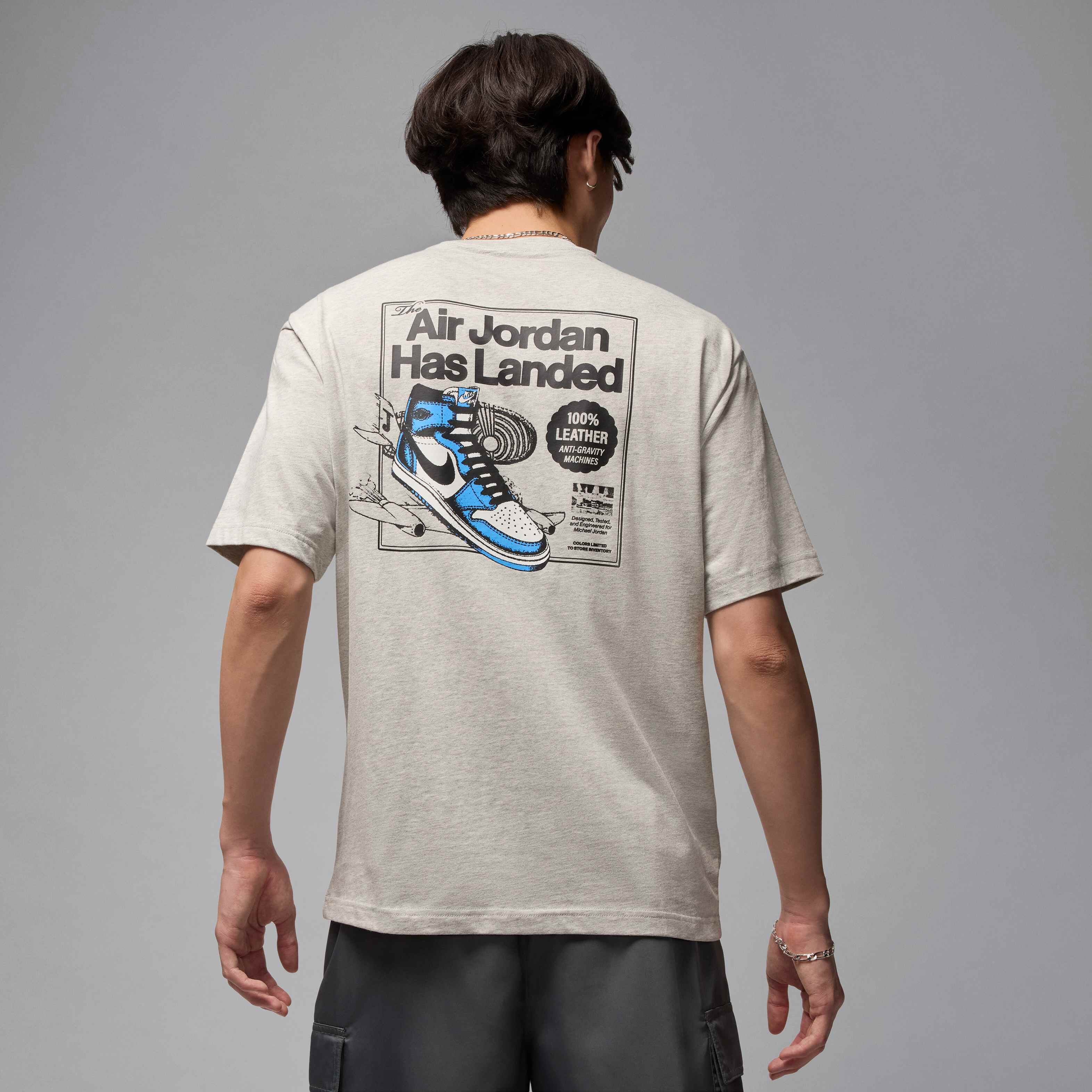 Buy Jordan AJ1 Men's T-Shirt - Grey Heather/White | Nike