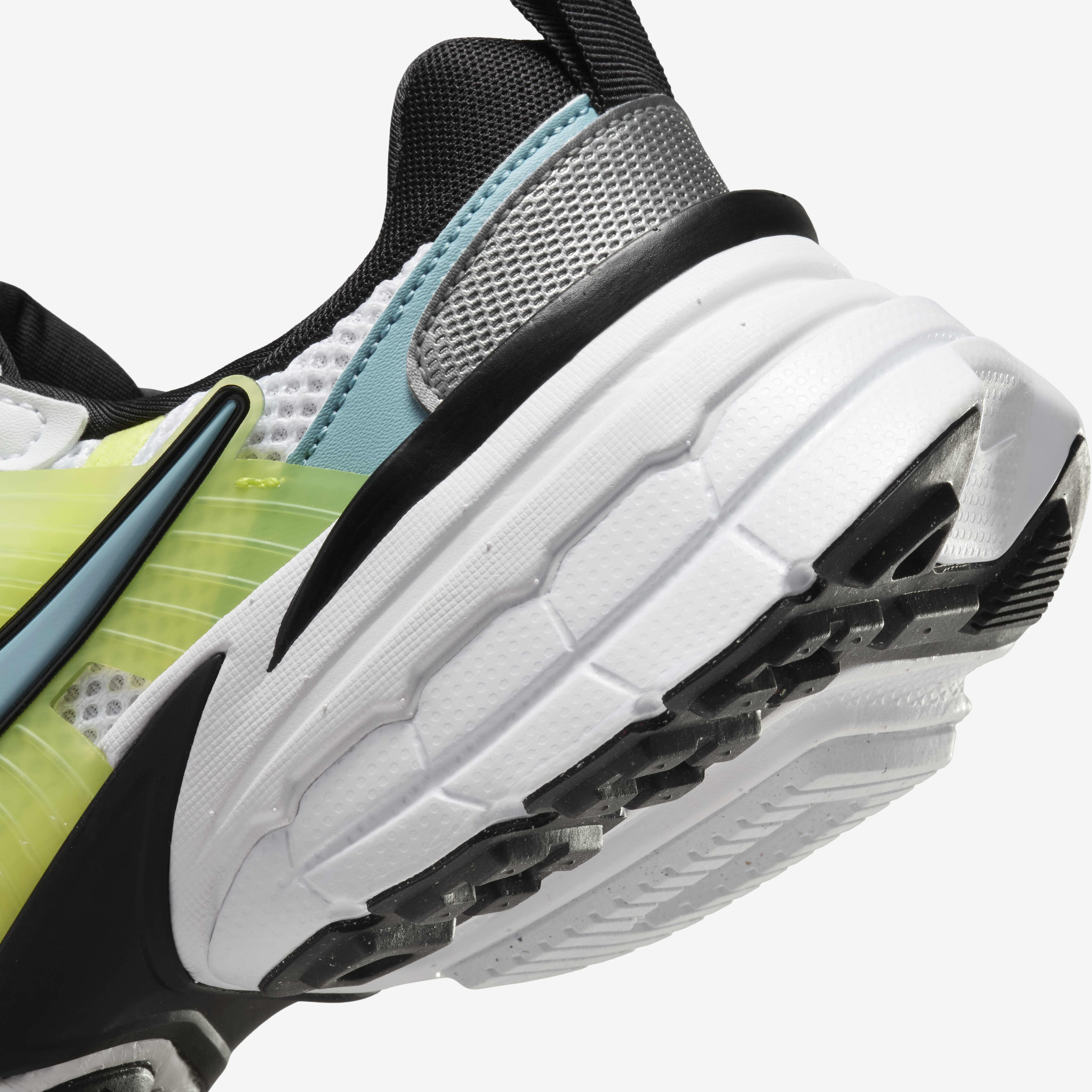 Nike V2K Run image number 7