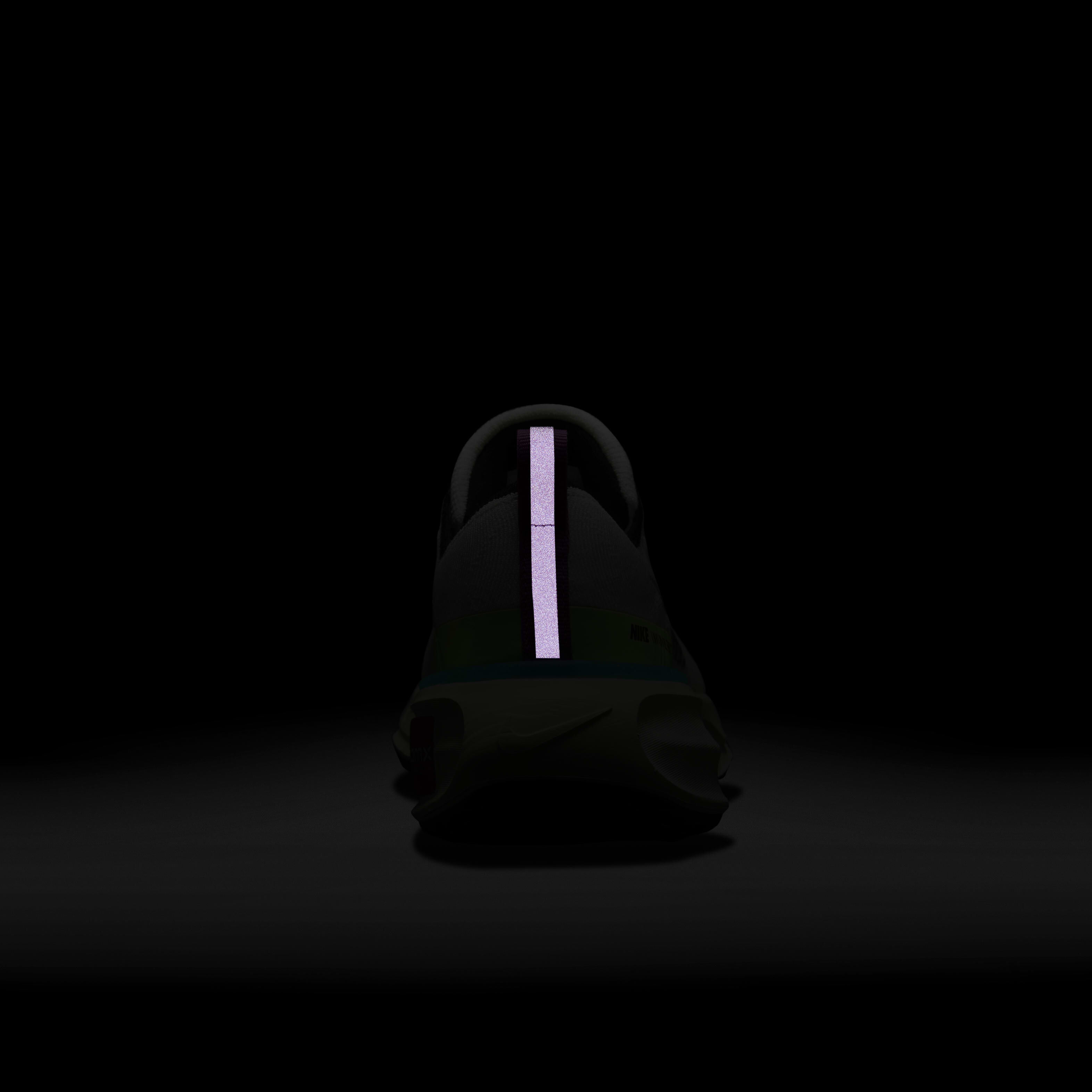Nike Invincible 3 SE image number 8