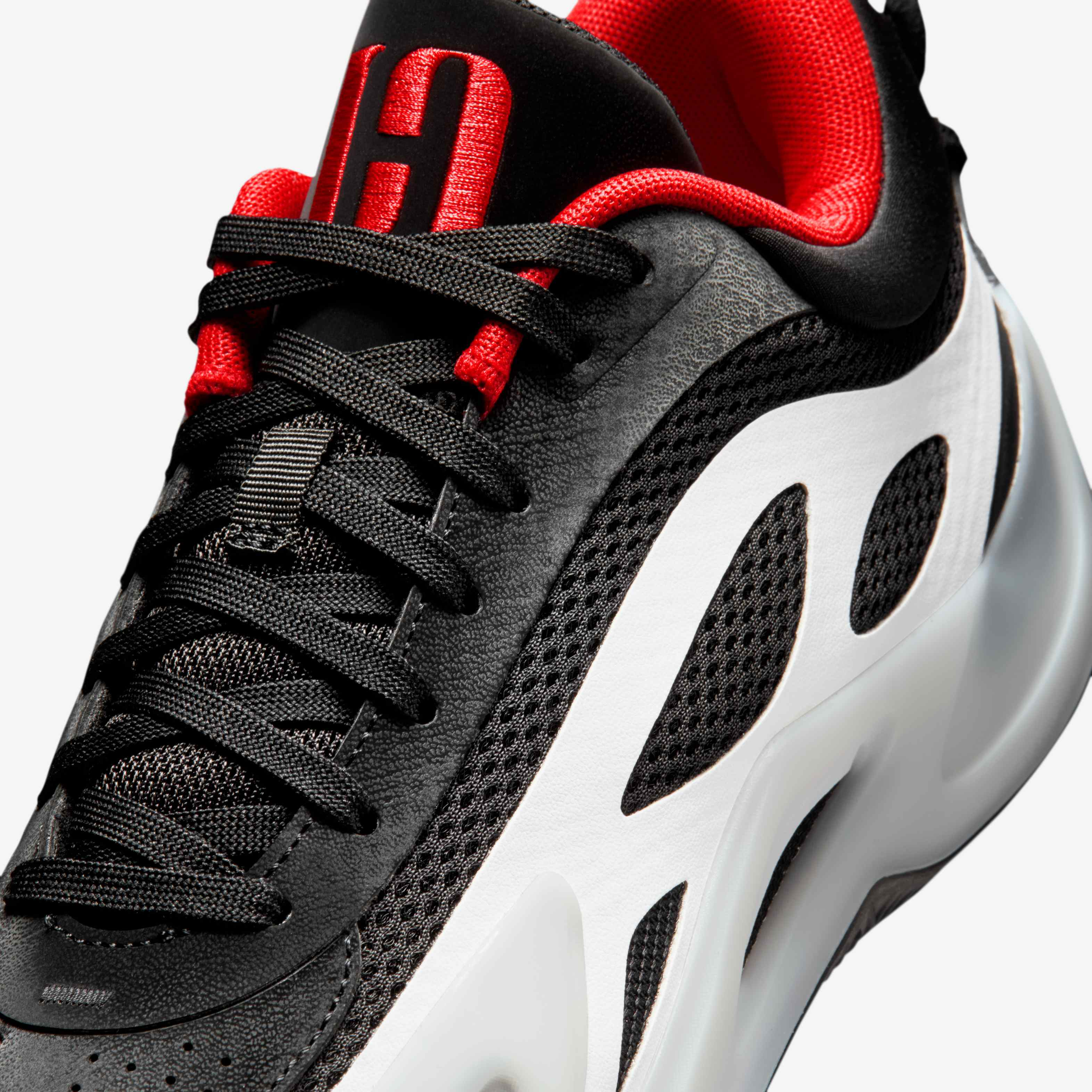 Jordan Heir Series 2 image number 6