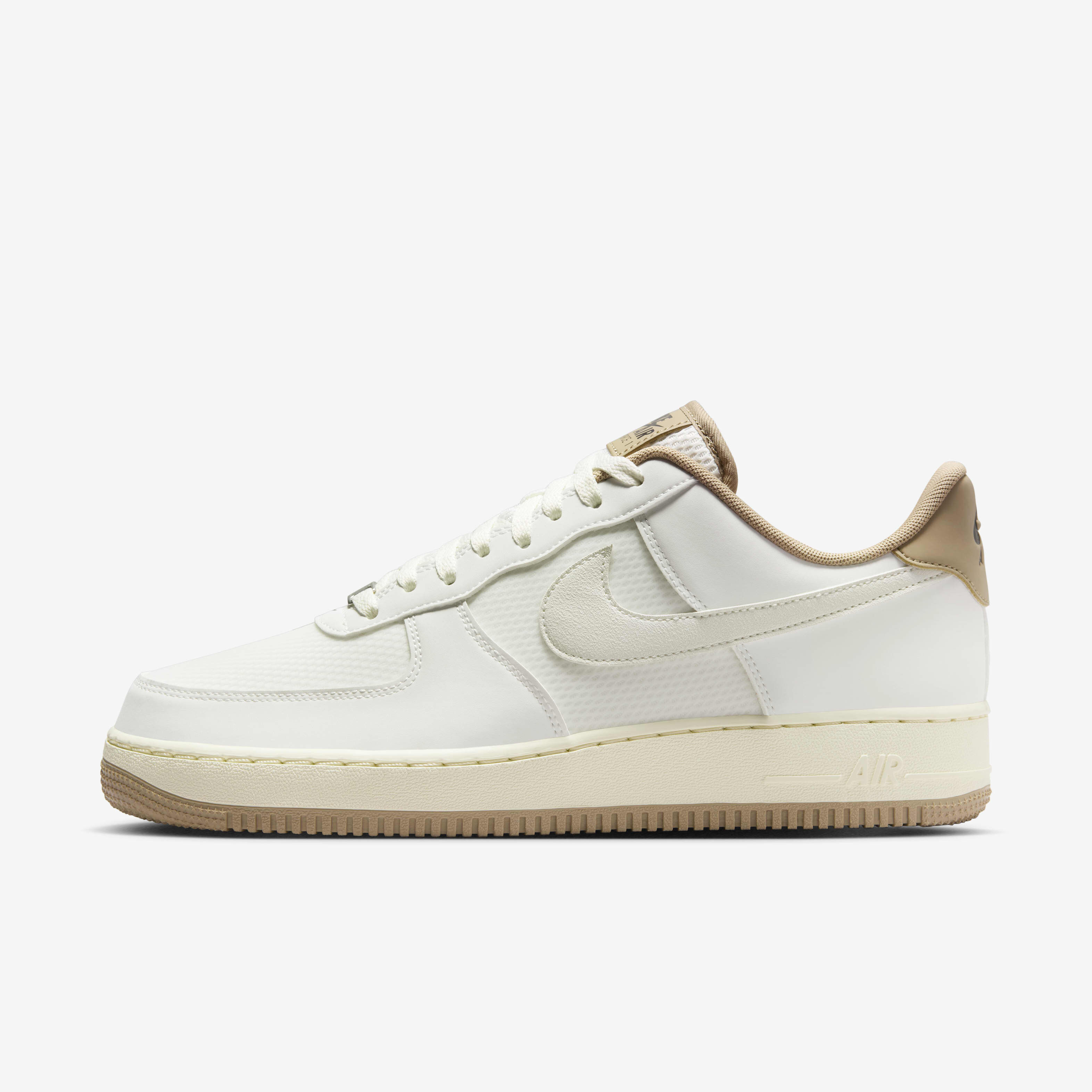 Buy Nike Air Force 1 07 LV8 Men s Winterized Shoes Nike Qatar Official