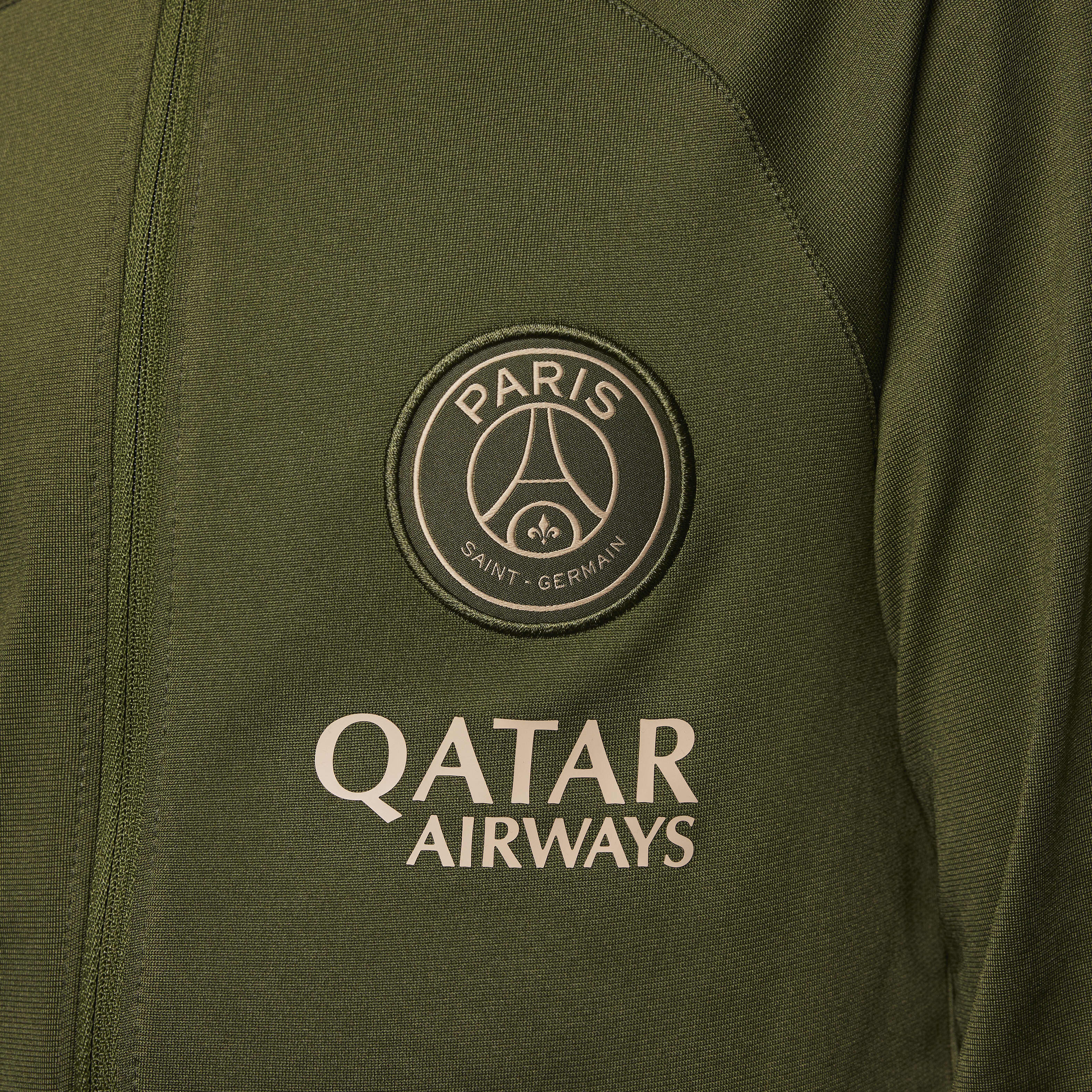 Paris Saint-Germain Strike Fourth image number 4