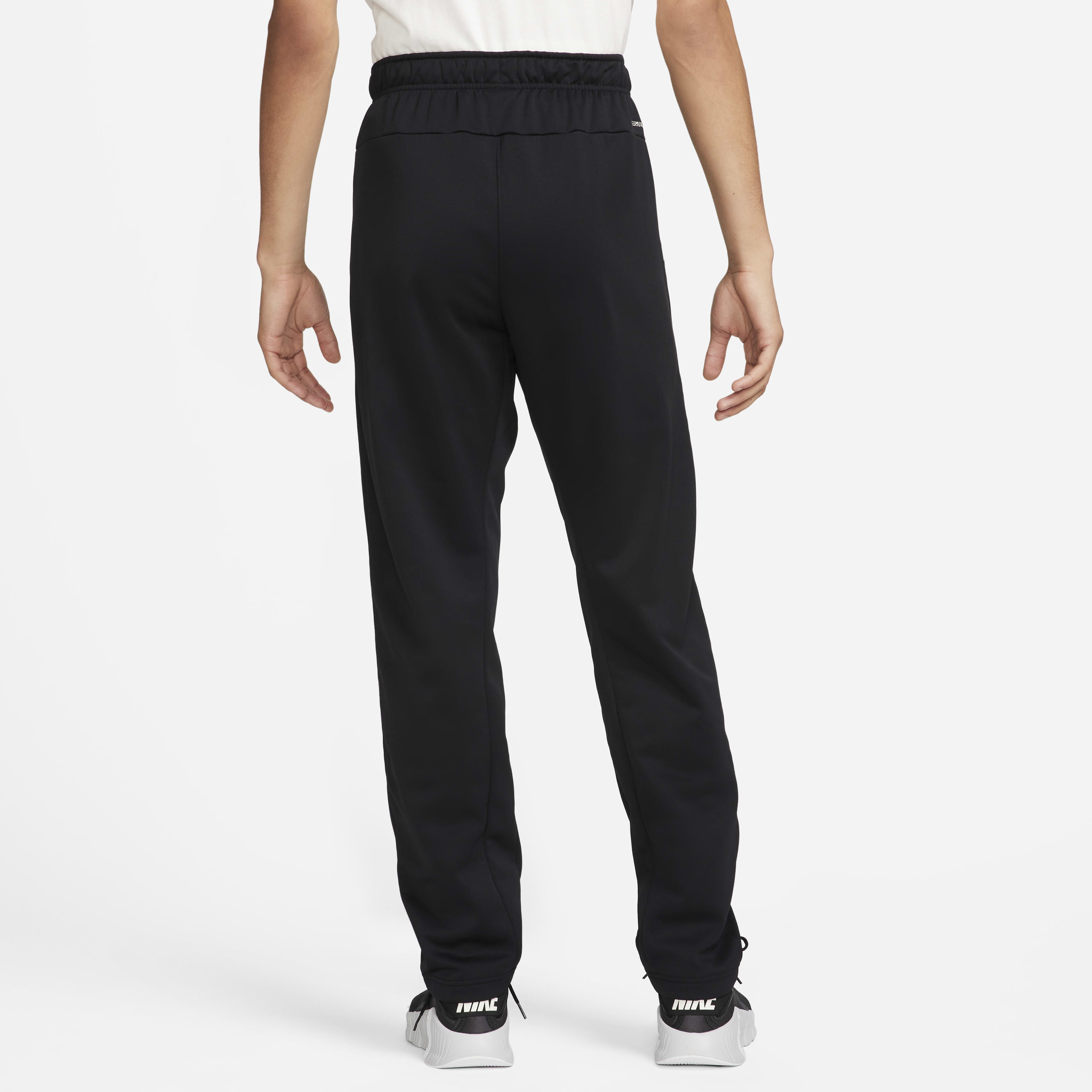 Buy Nike Studio 72 Men s Therma FIT Fleece Fitness Pants Nike Qatar Official