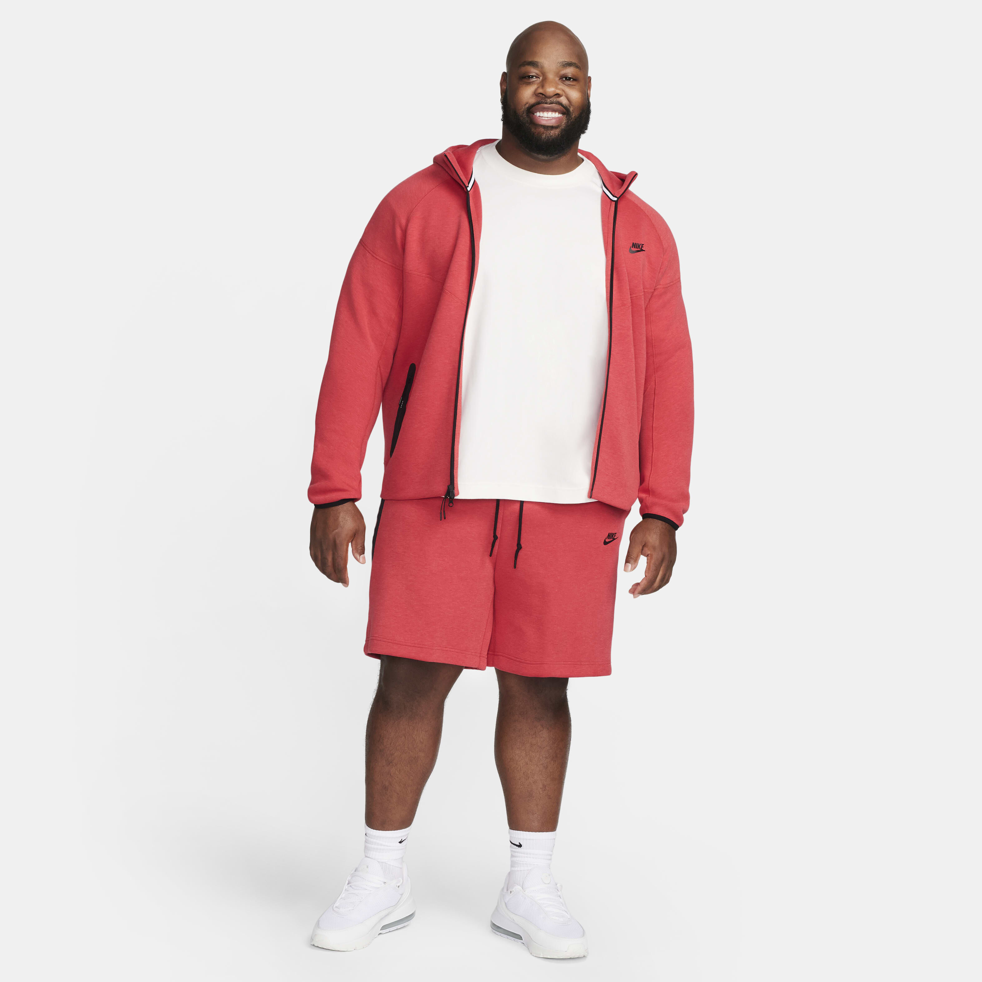 ウォーキング・ランニングウェア Nike Techfleece red set 1435b1eb588d.jpg?width=3840&
