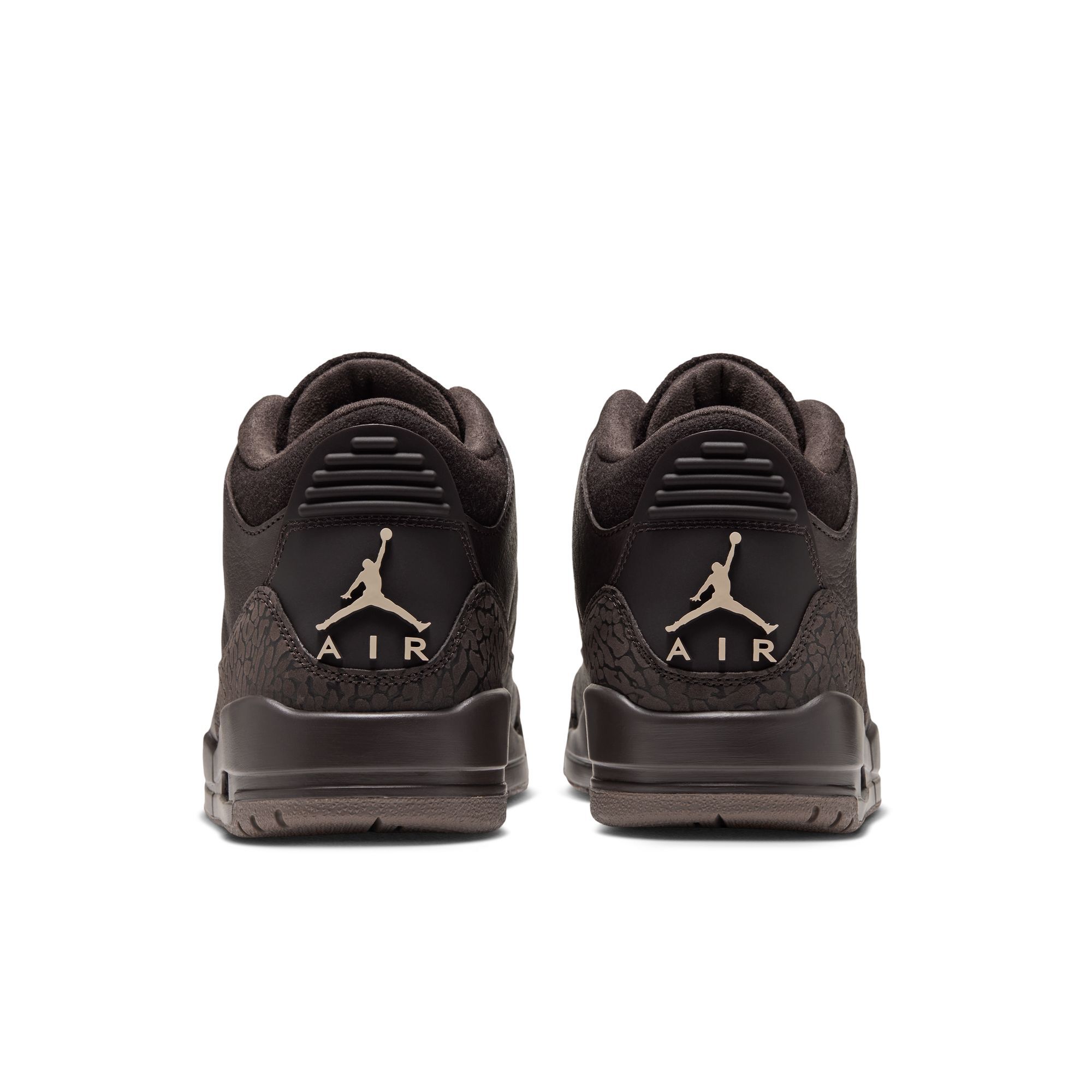 Air Jordan 3 Retro image number 1