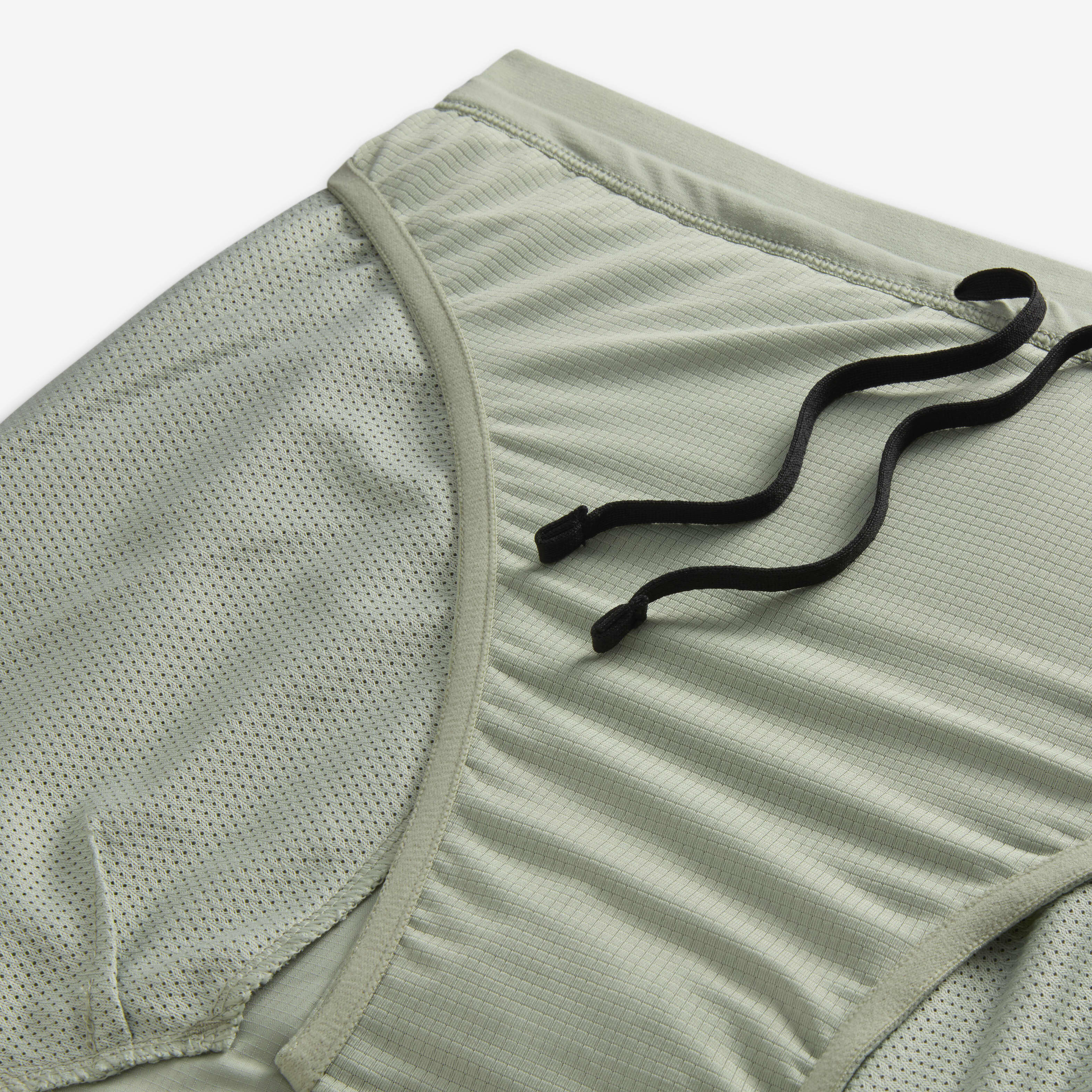 نايكي سترايد image number 3