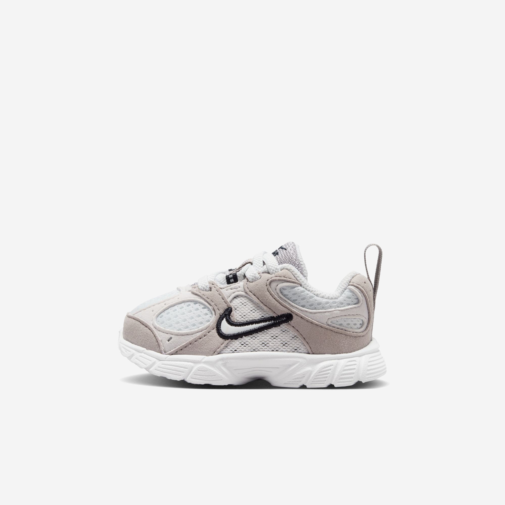 Nike V5 RNR Suede image number 0