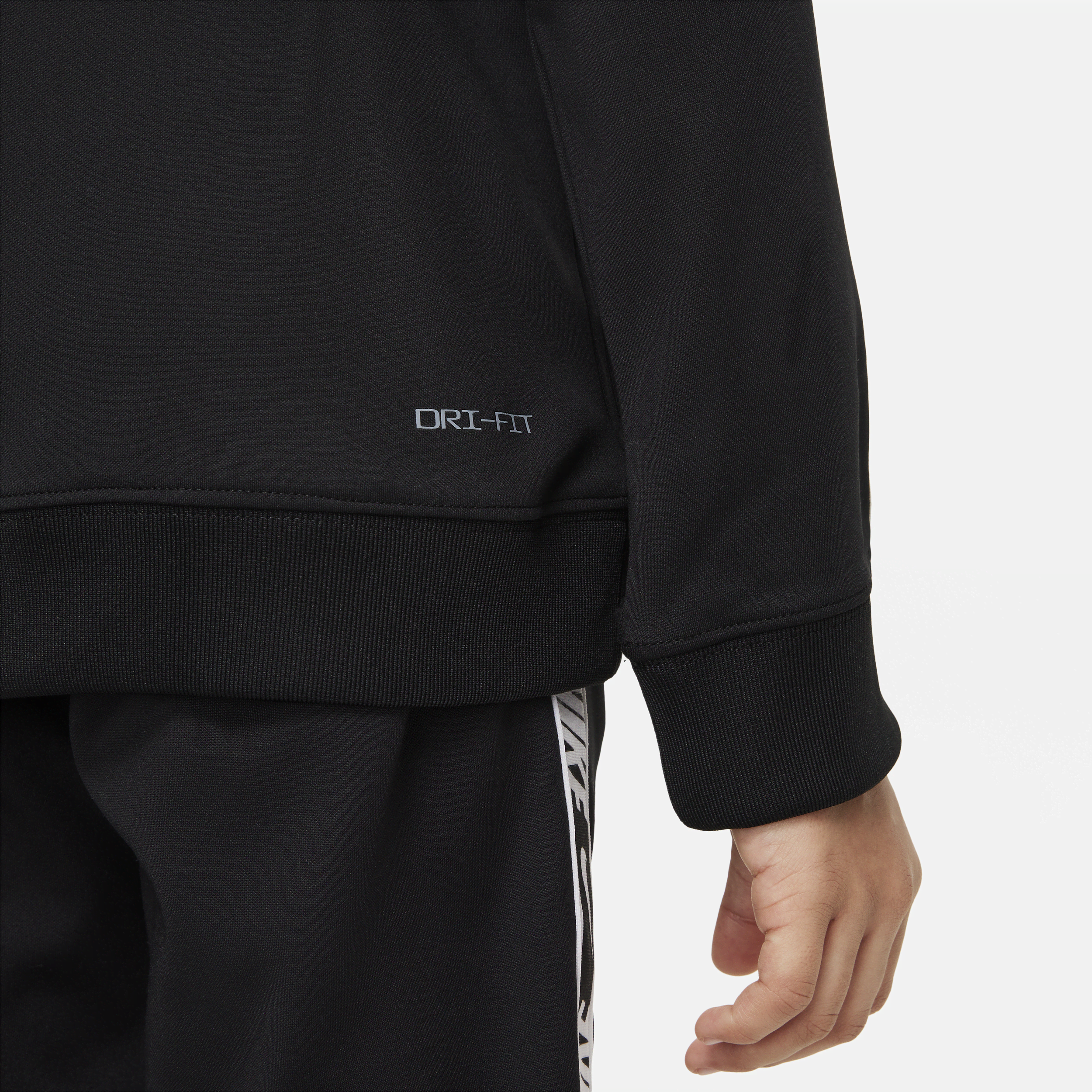 نايكي سبورتسوير image number 5