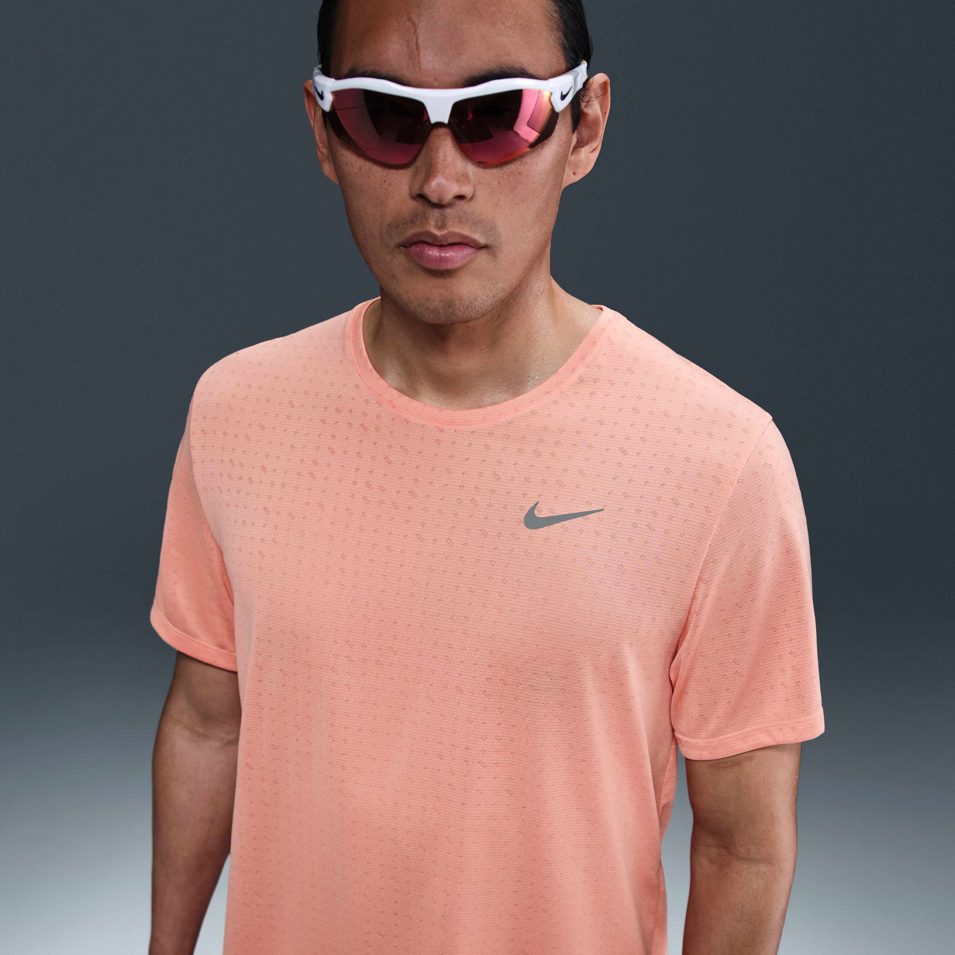 Nike Miler Breathe image number 0