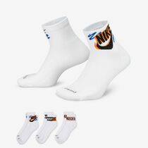 Nike Everyday Plus