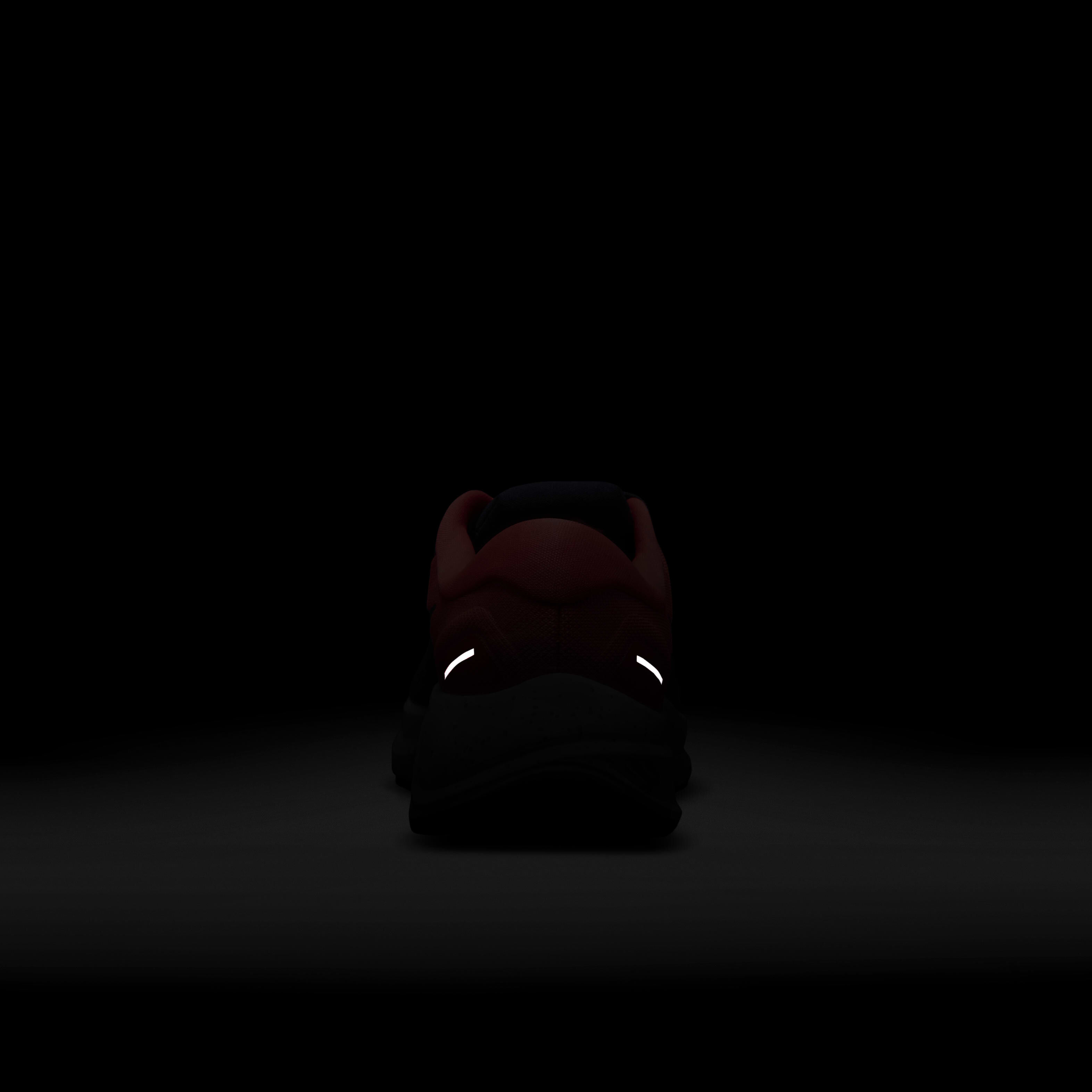 Nike Structure 24 image number 8