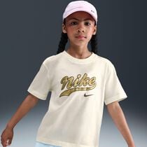 نايكي سبورتسوير
