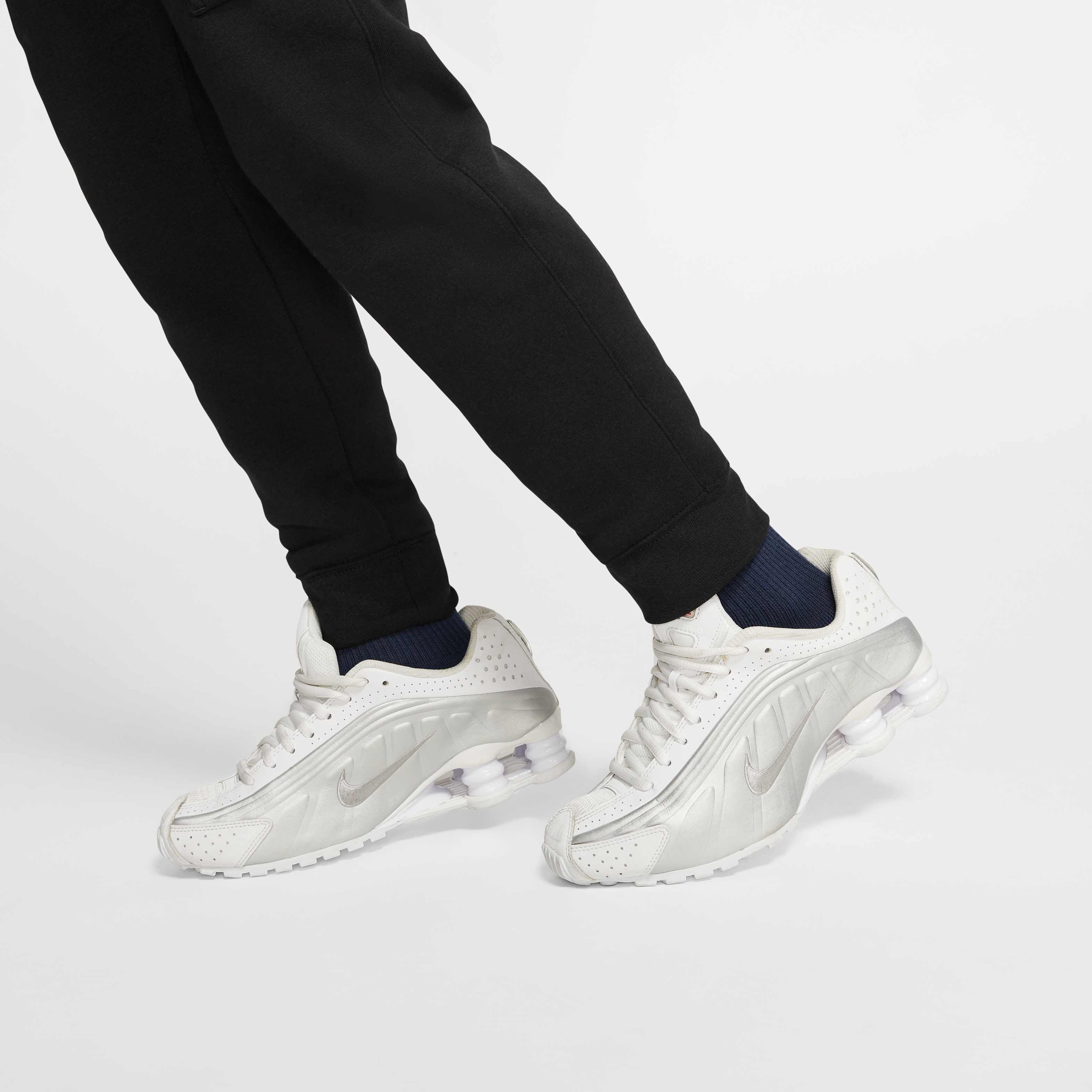 Nike Sportswear Club image number 5