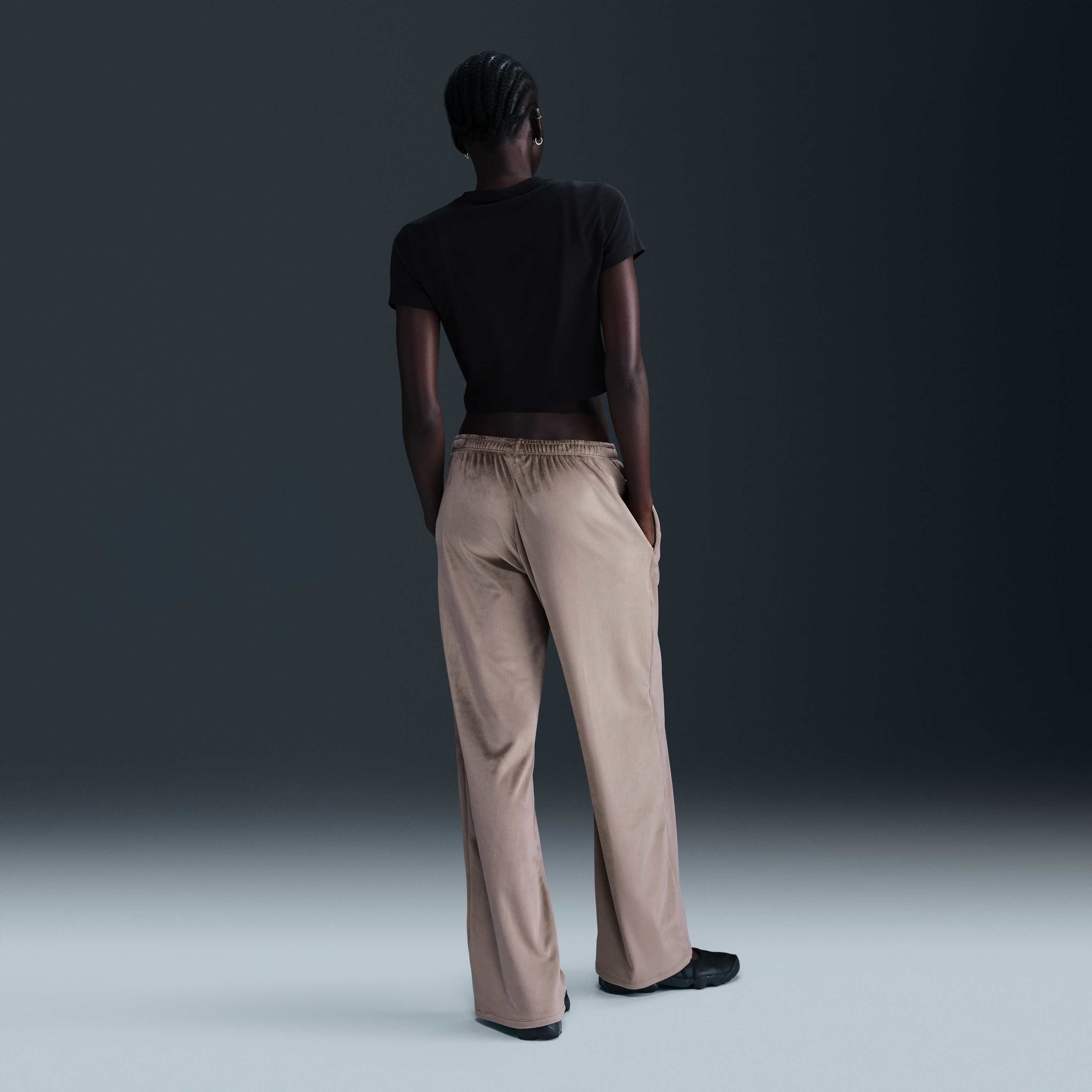 Nike Sportswear Chill Knit image number 4