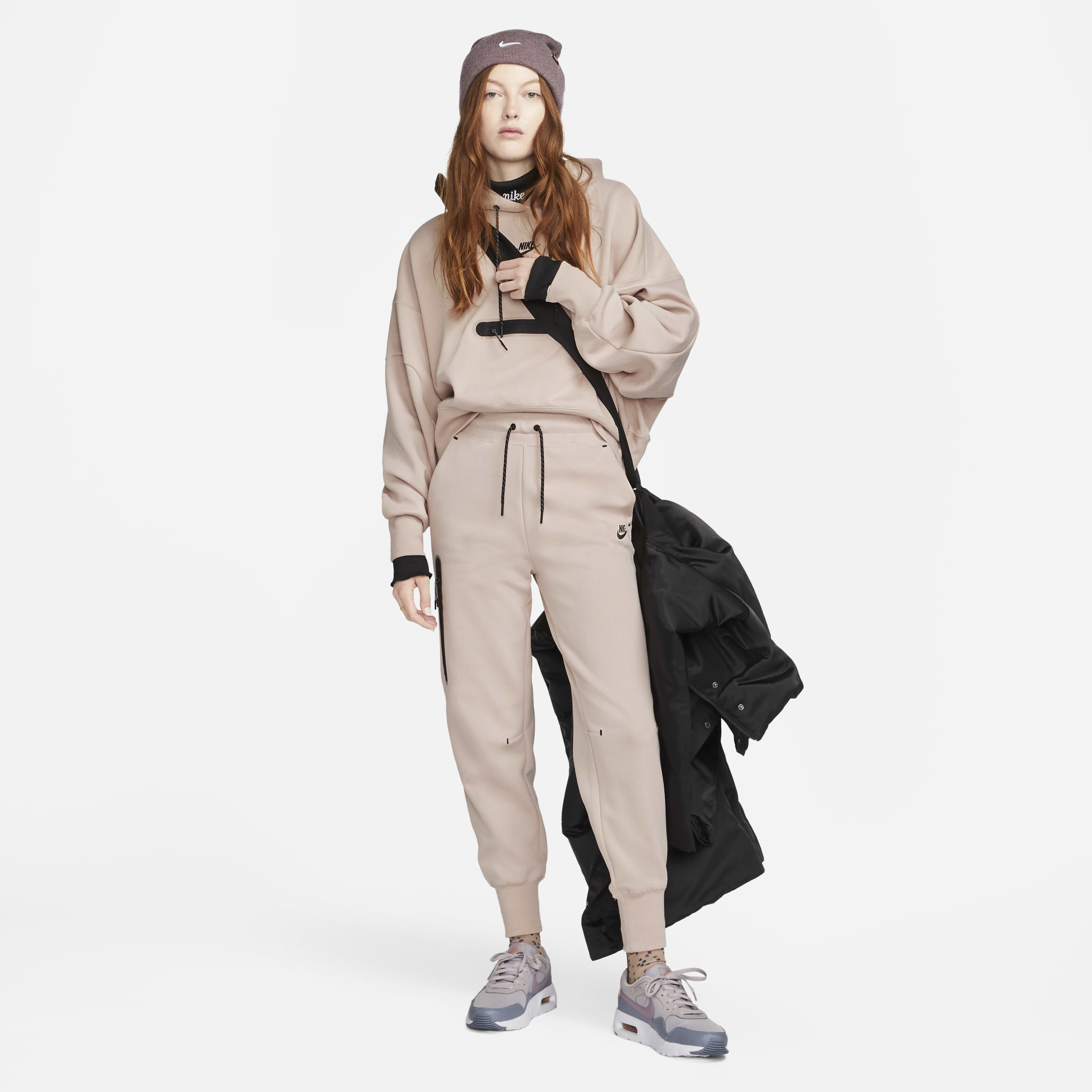 نايكي سبورتسوير تَك فليس image number 3