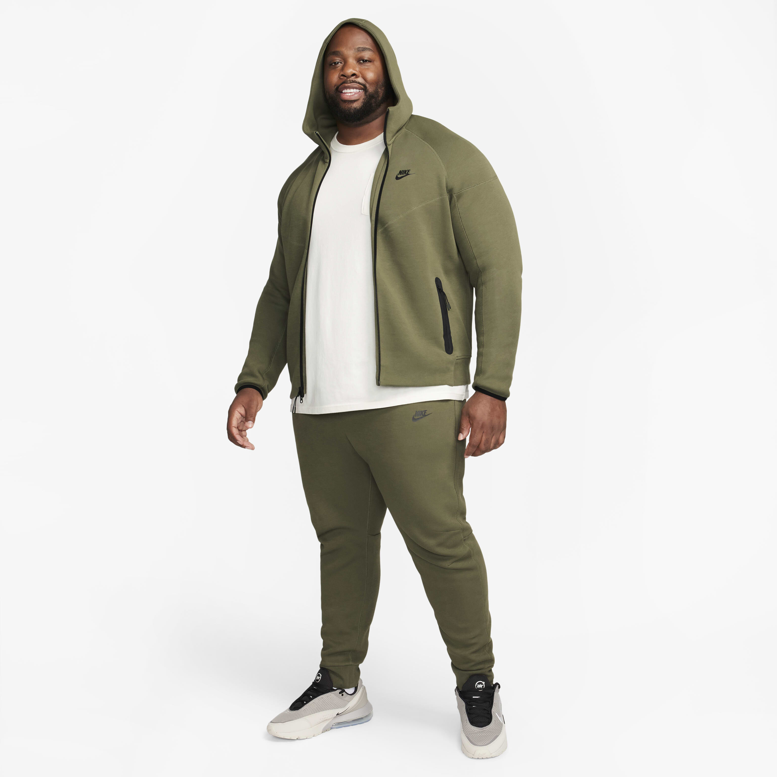 Nike techfit joggers 2025