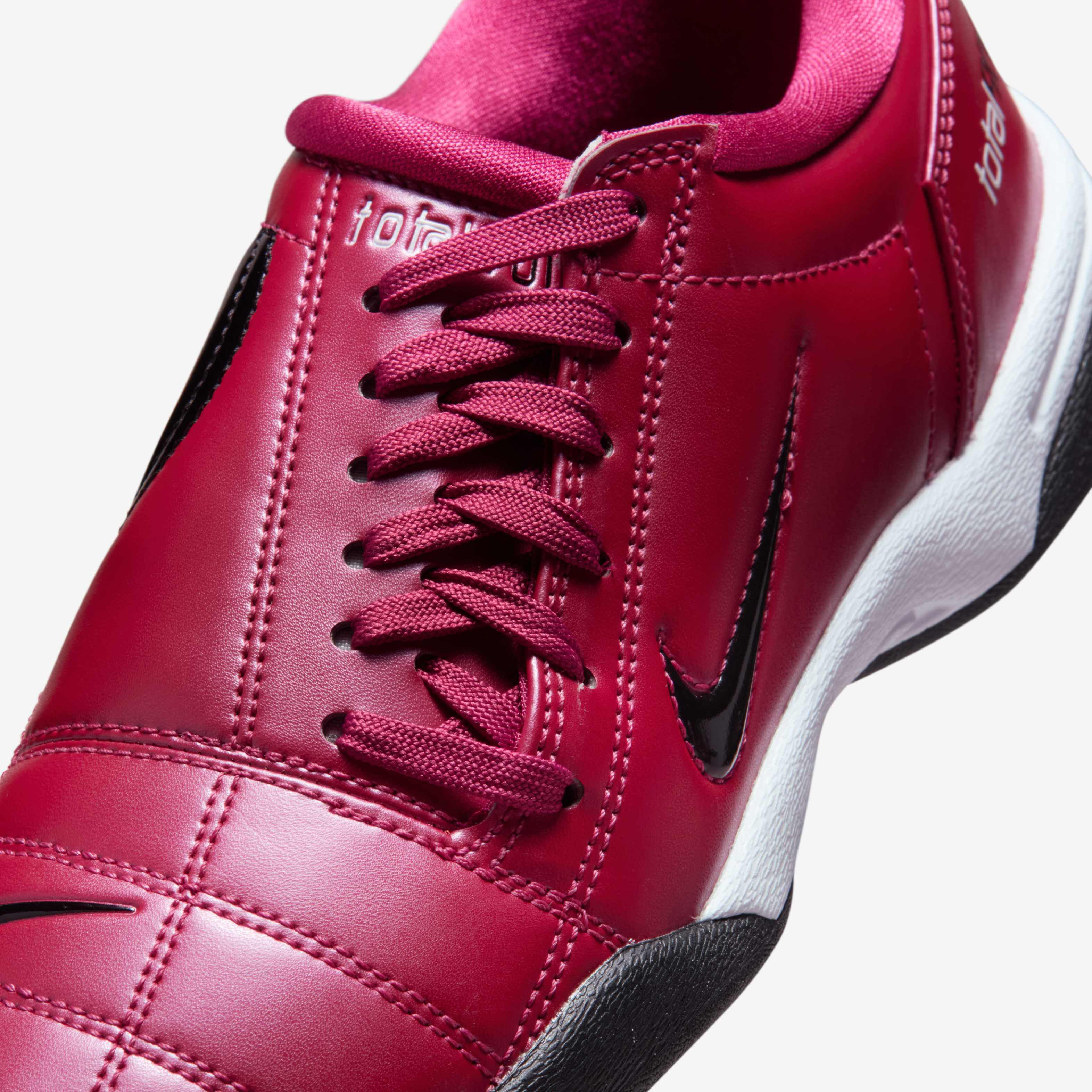 نايكي توتال 90 image number 6