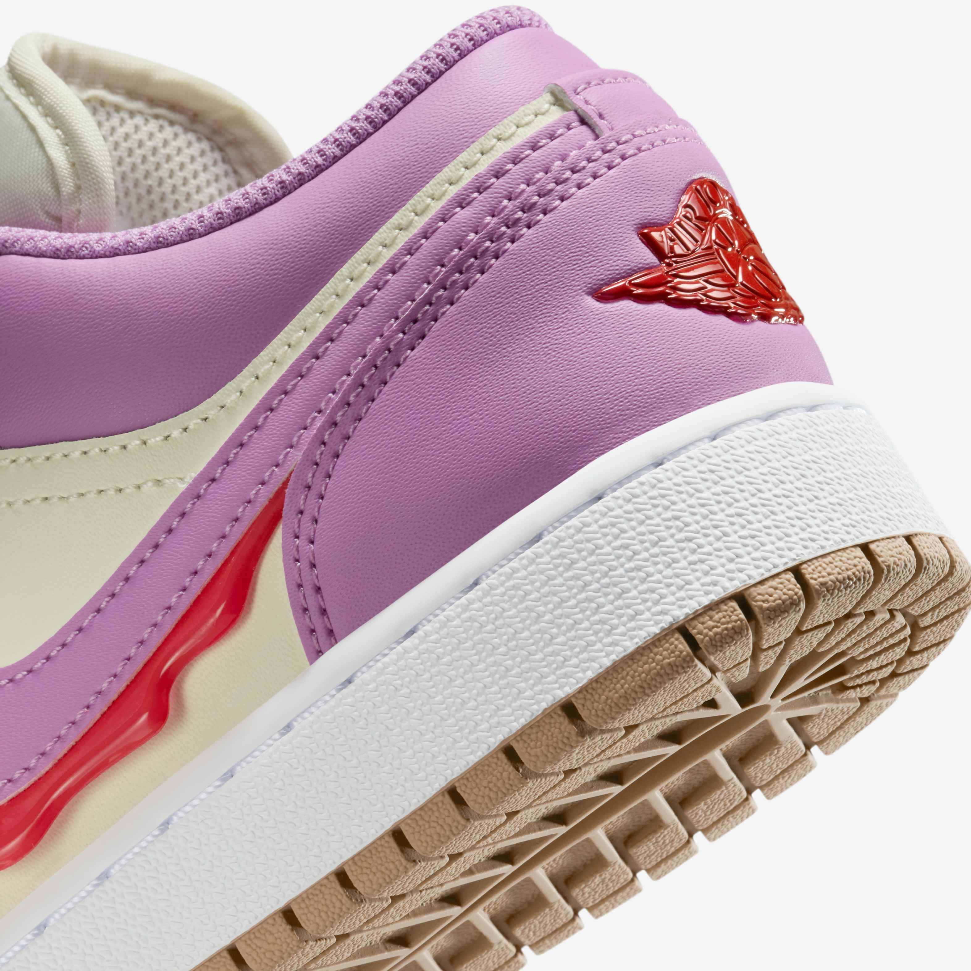 Air Jordan 1 Low SE image number 7