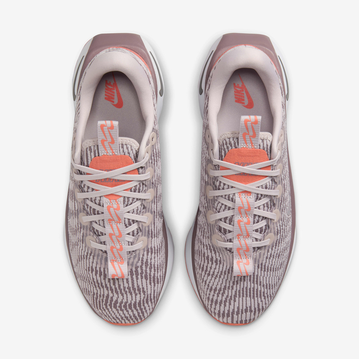 Nike Motiva image number 3 Nike Motiva image number 3