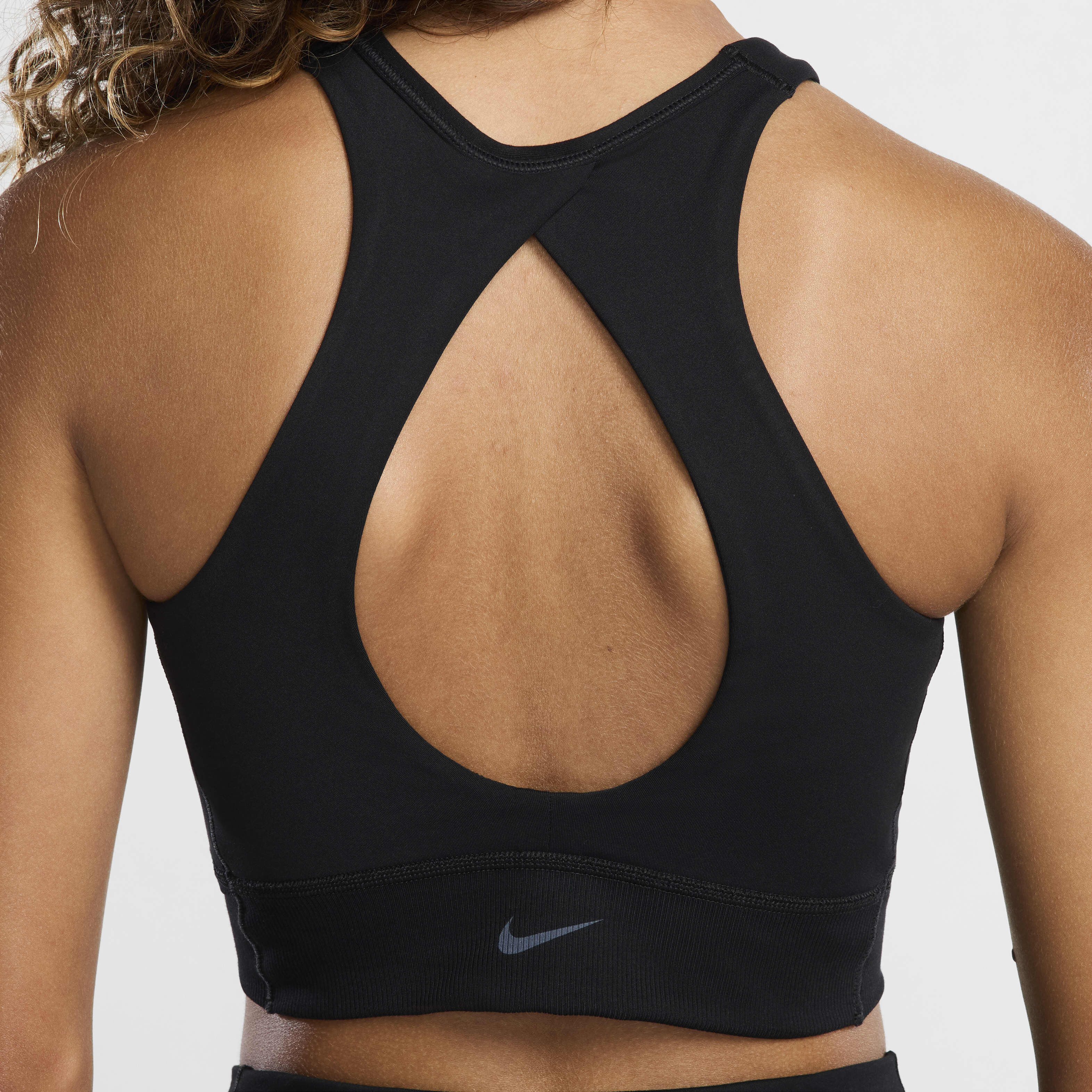 Buy Nike One Twist Women s Light Support Lightly Lined High Neck Sports Bra Nike Qatar Official