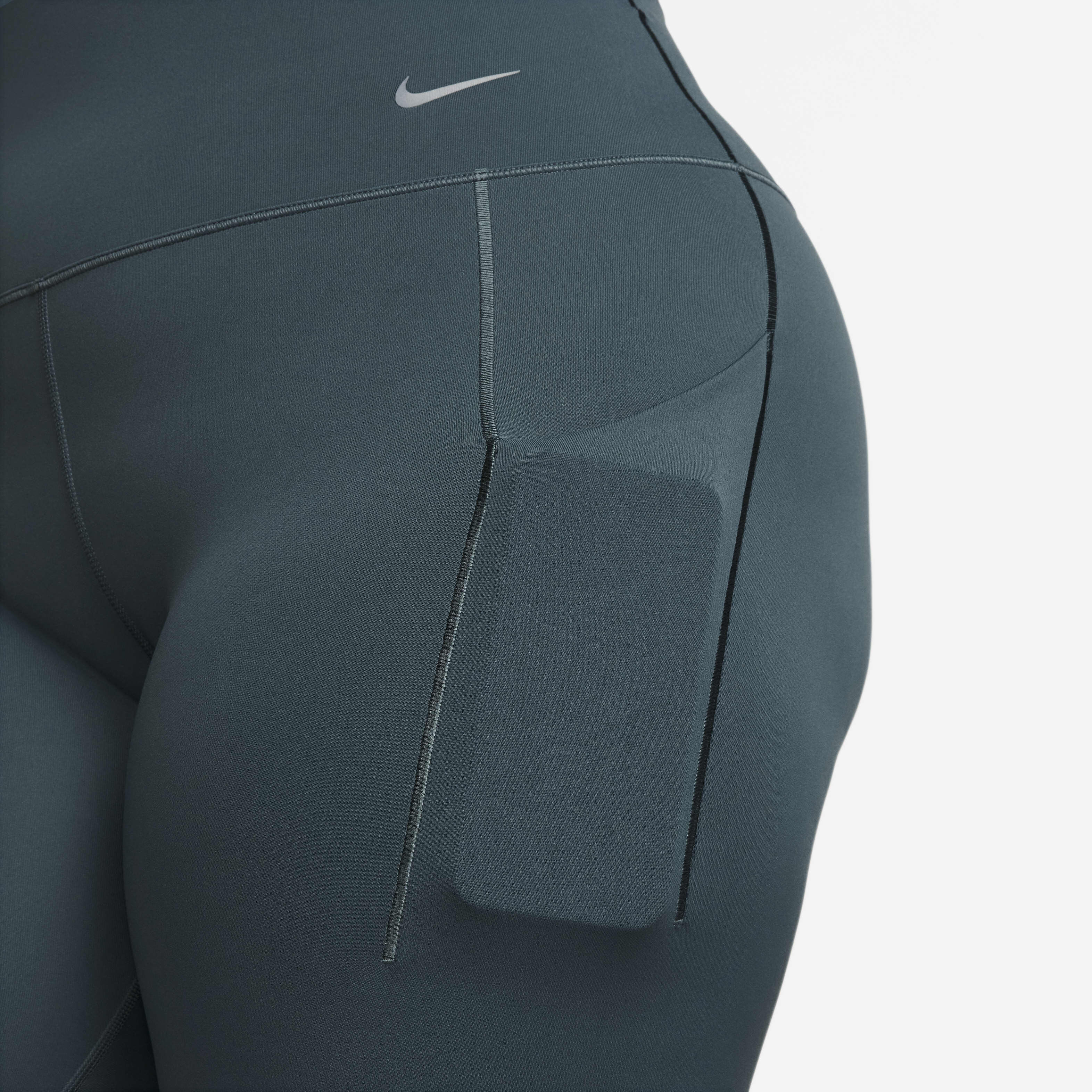 Nike Universa image number 6