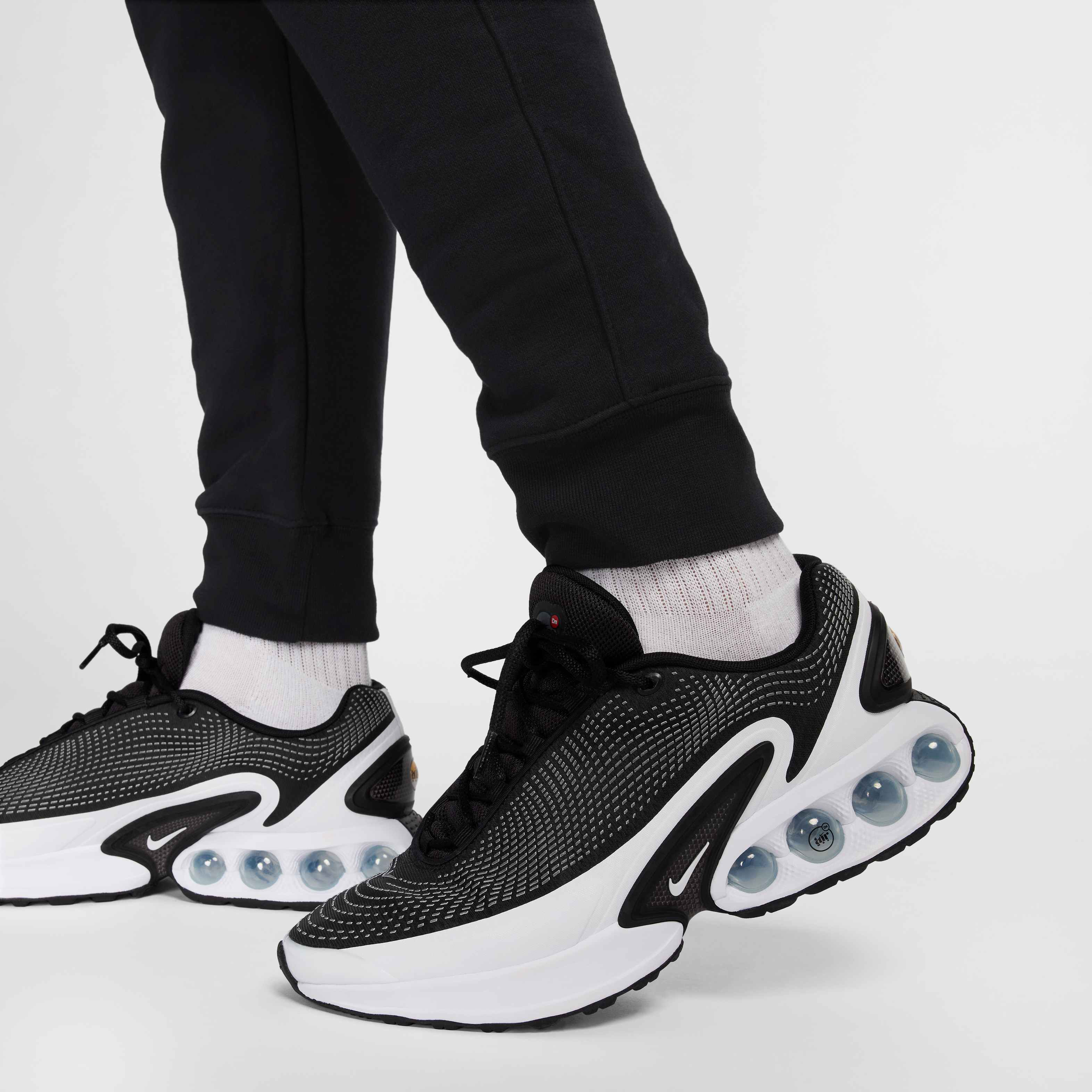 نايكي سبورتسوير كلوب image number 5