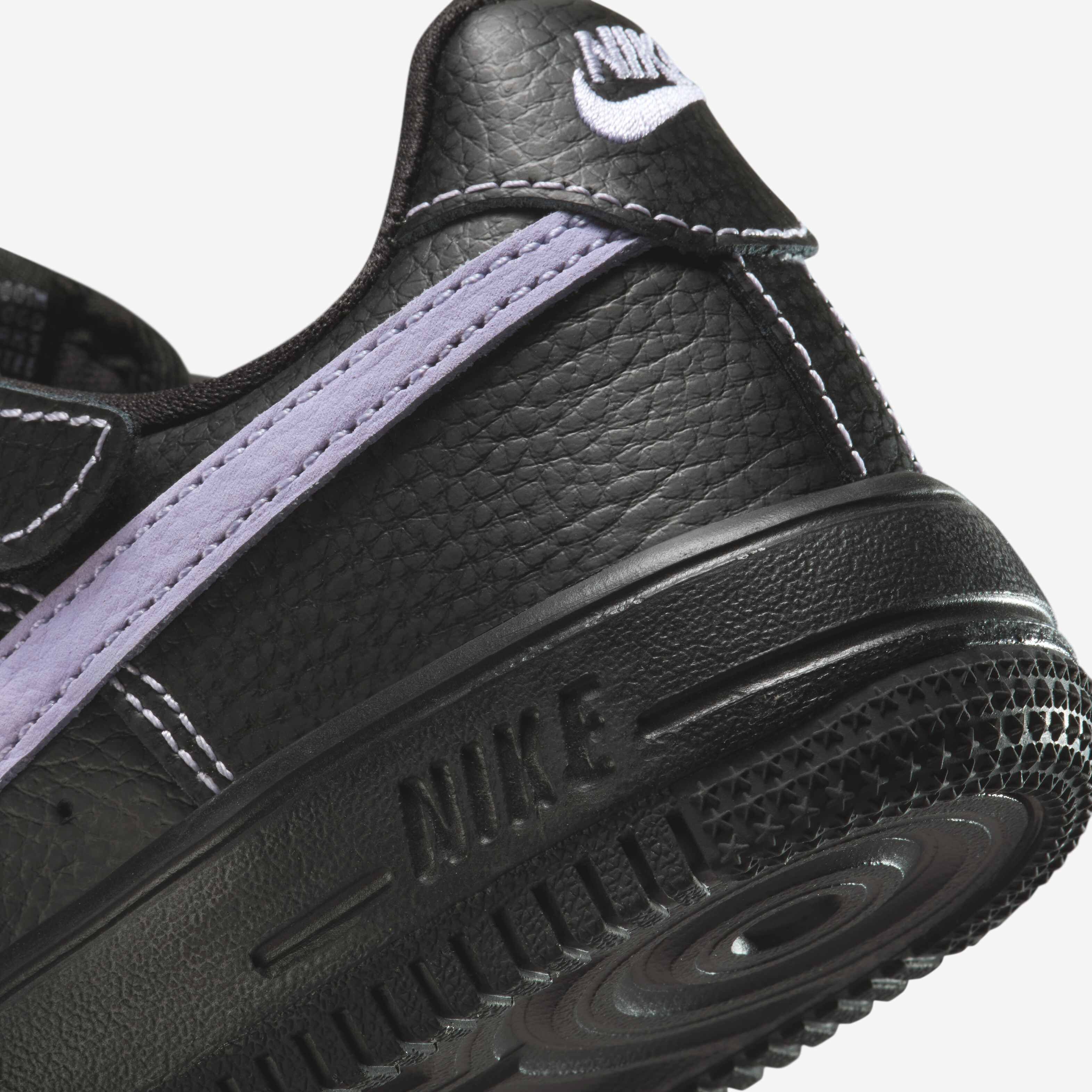 Nike Force 1 Low LV8 EasyOn image number 7