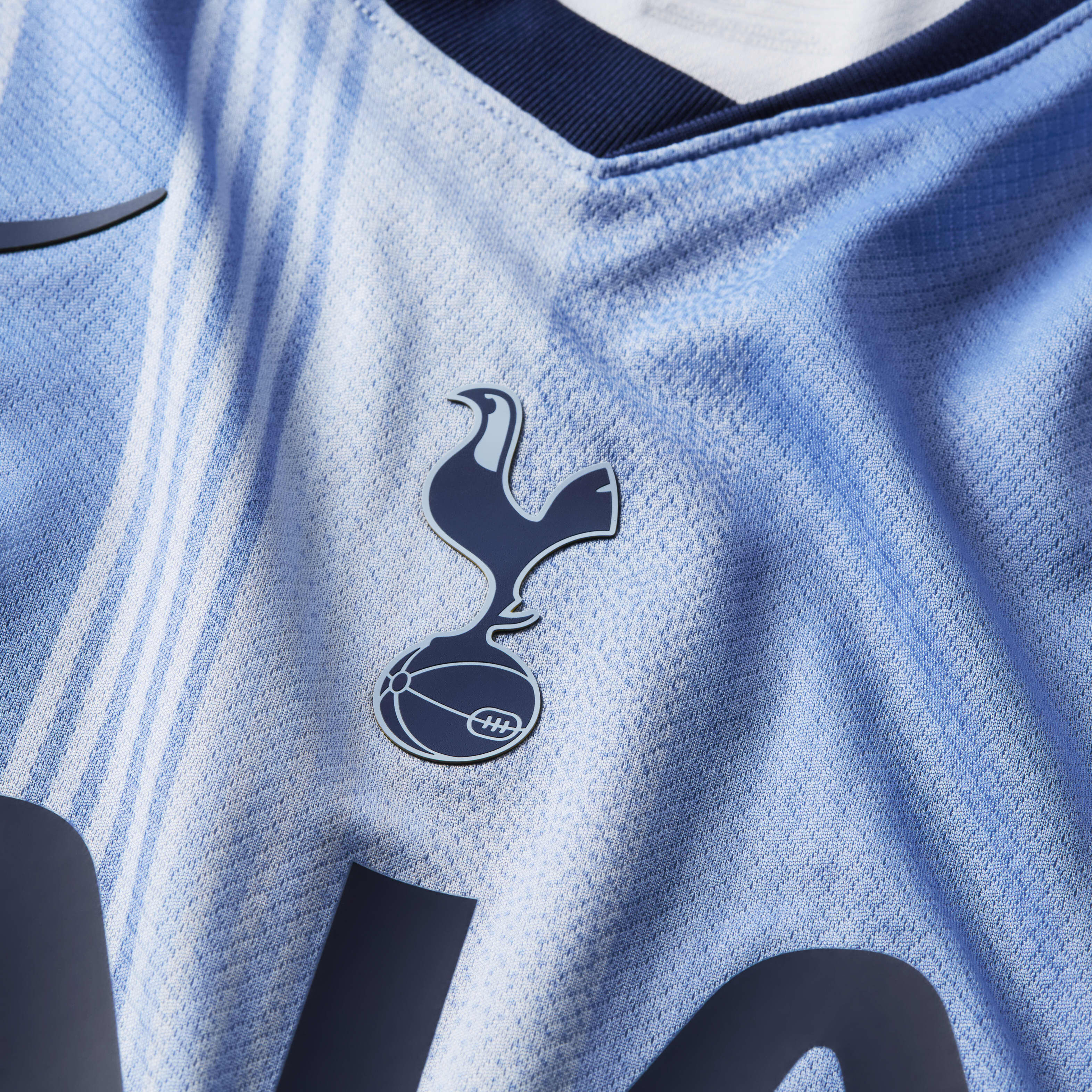 Tottenham Hotspur 2024/25 Stadium Away image number 7