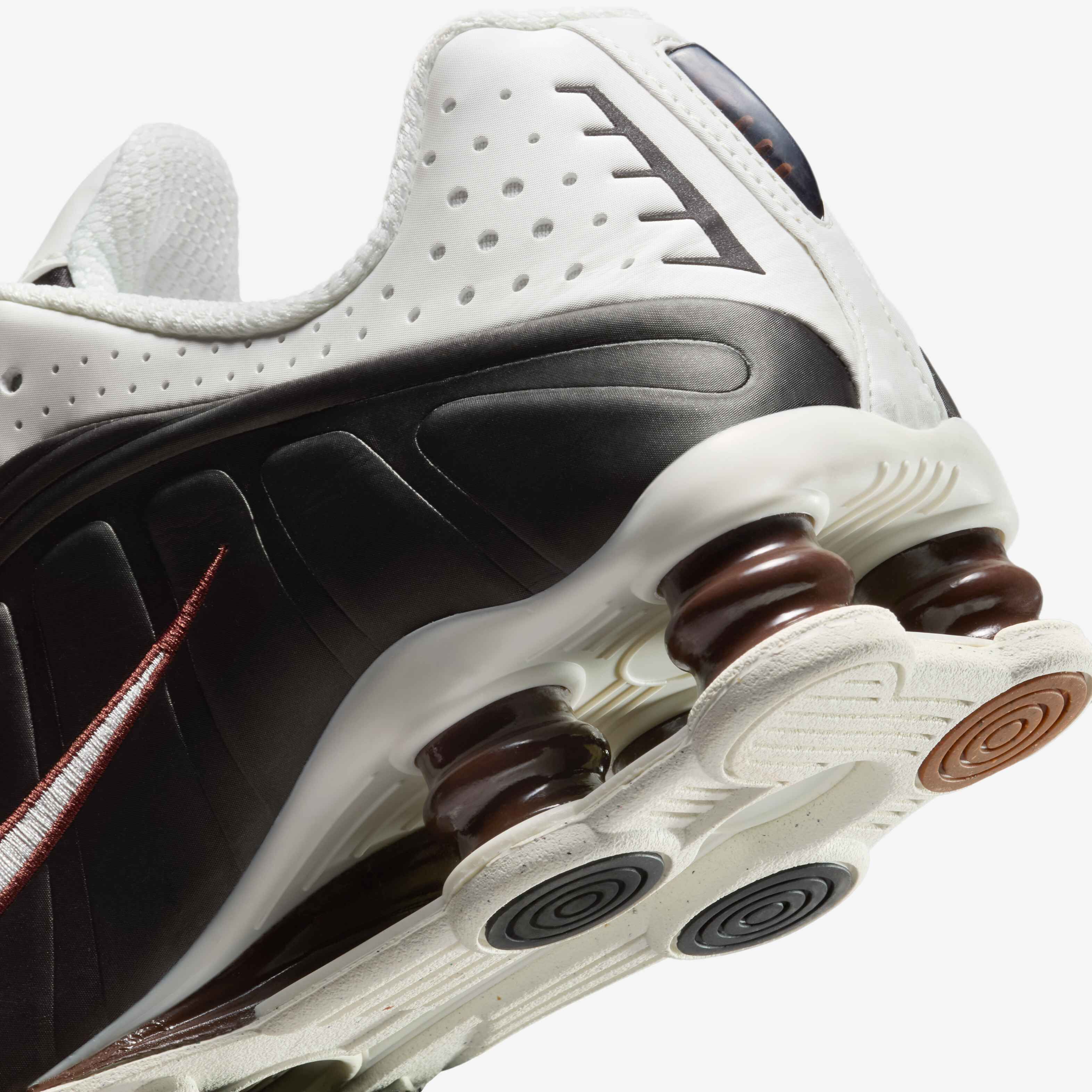 Nike Shox R4 image number 7
