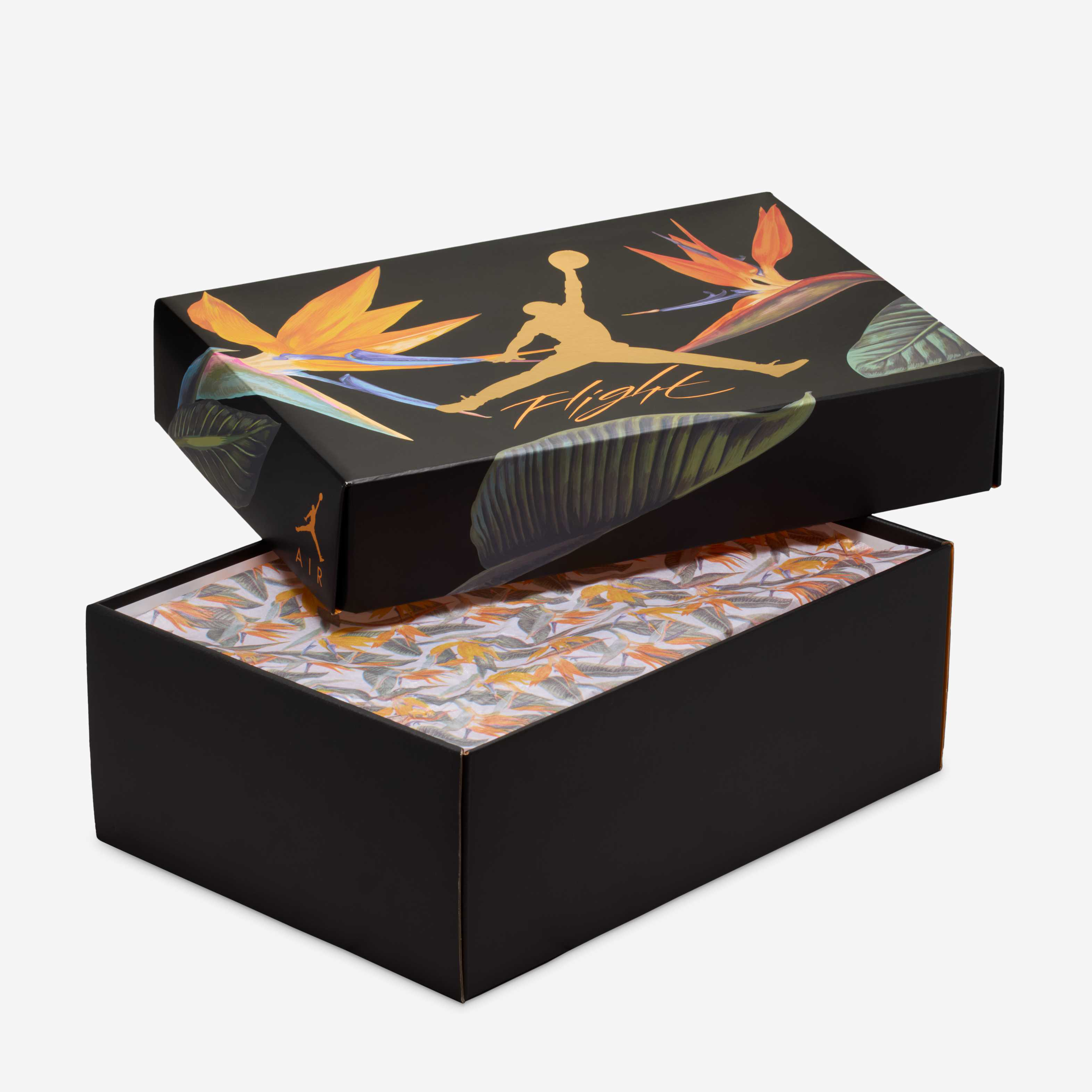 Air Jordan 4 Retro  image number 9